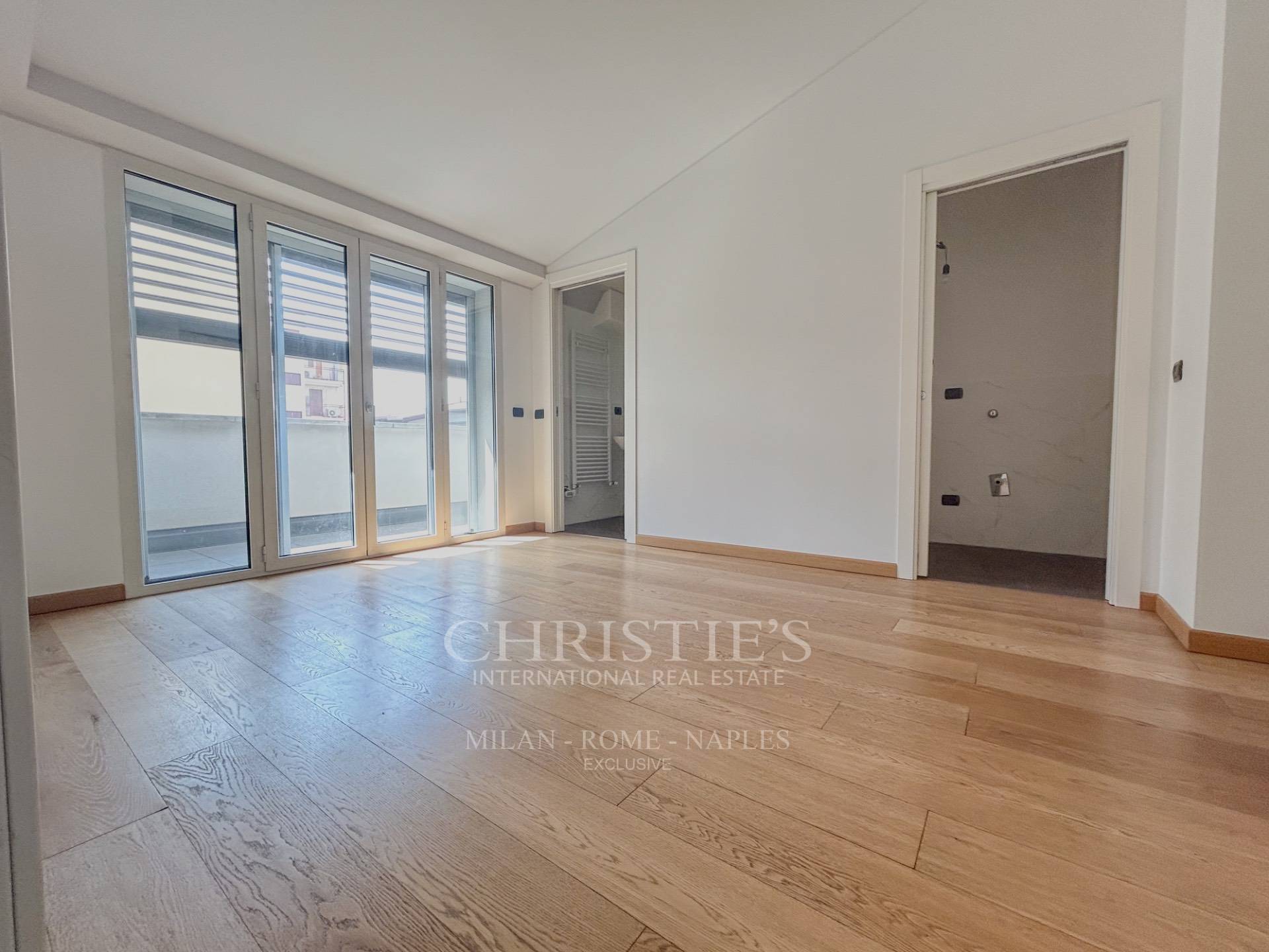picture of Modern Top Floor Apartment With Terraces – Indipendenza Area