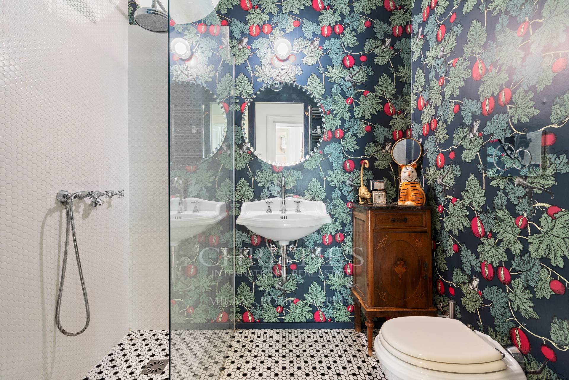 picture of Timeless Elegance Meets Modern Design In The Vibrant Heart Of Porta Venezia