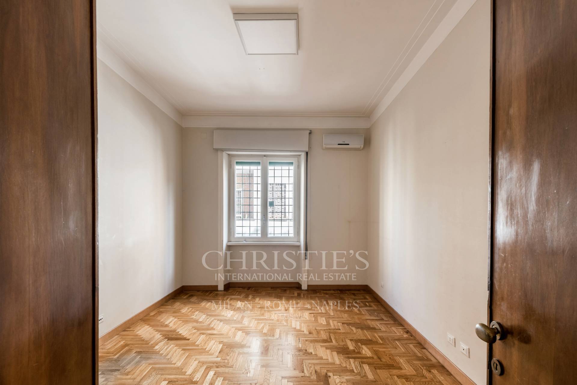 picture of High Profile Office For Rent