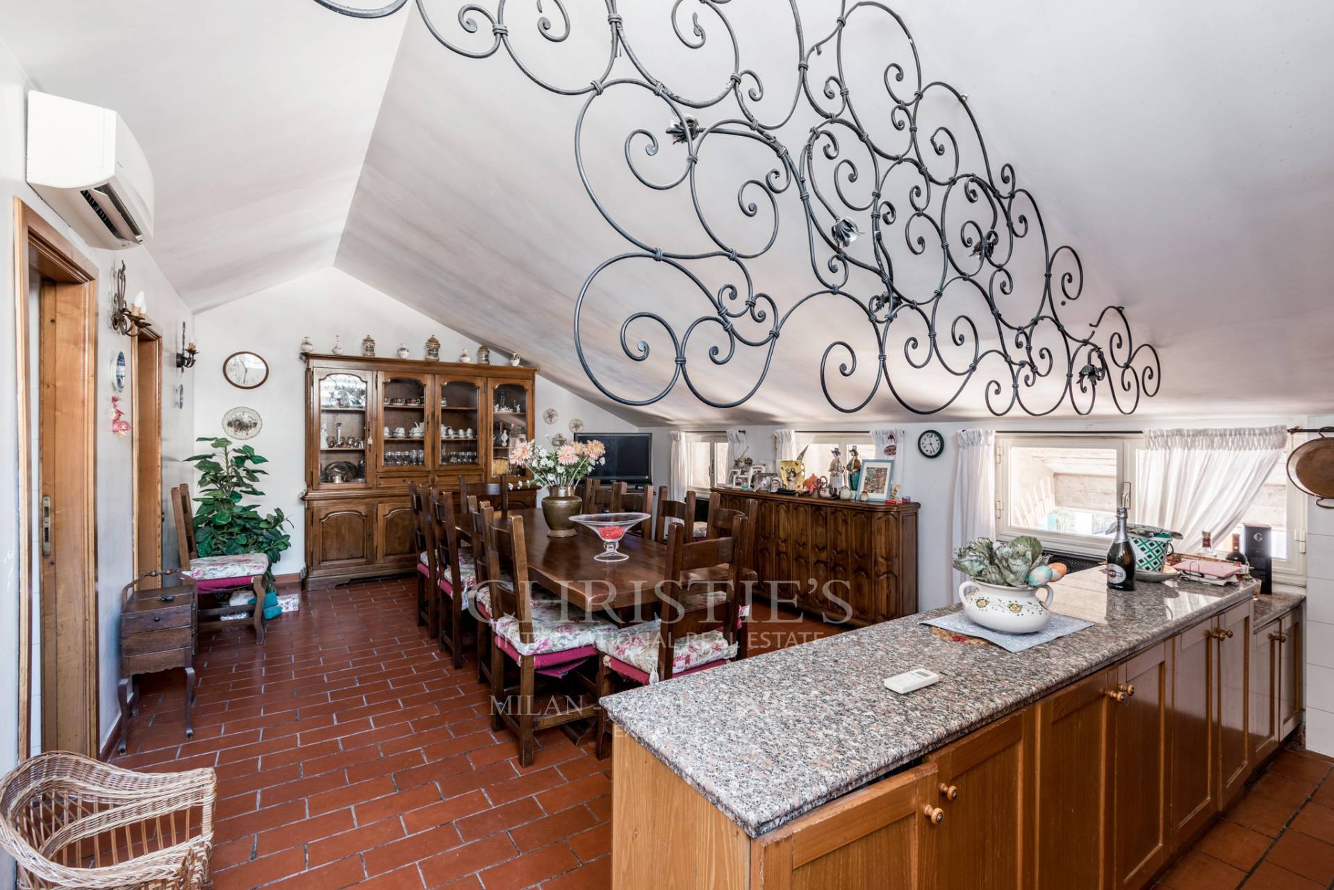picture of Beautiful Penthouse For Sale