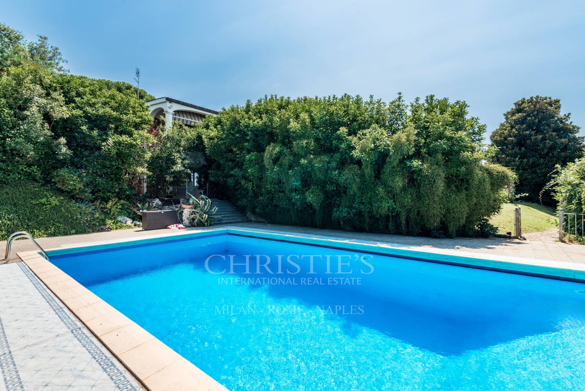 picture of Country House With Swimming Pool And Tennis Court