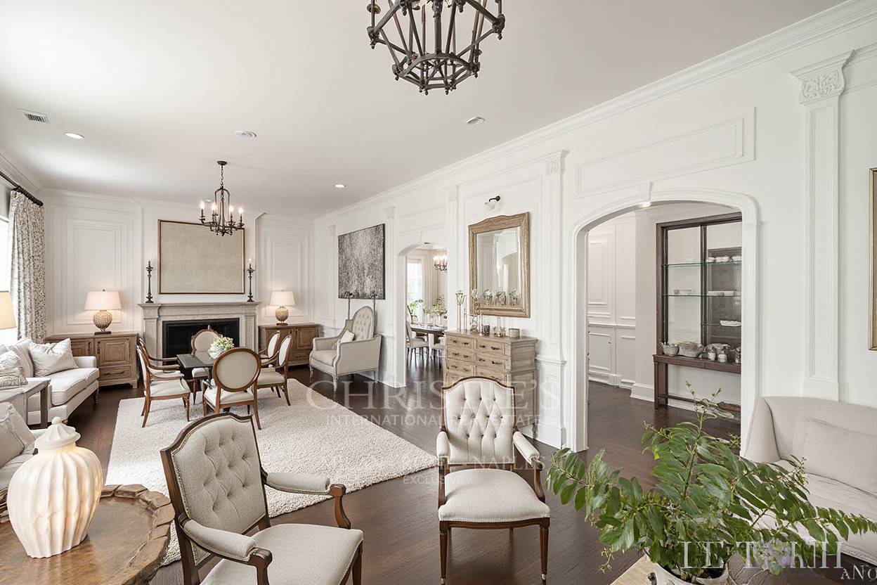 picture of Prestigious Apartment In Parioli