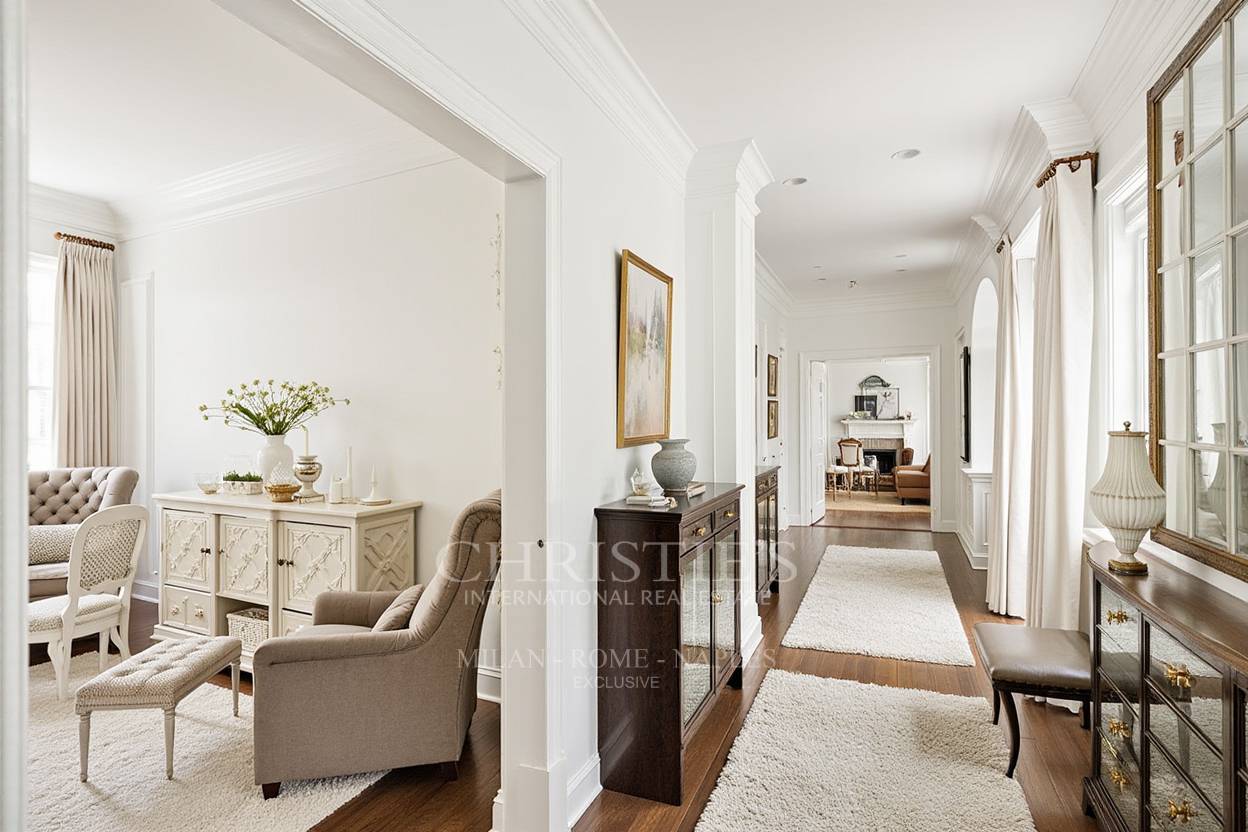 picture of Prestigious Apartment In Parioli