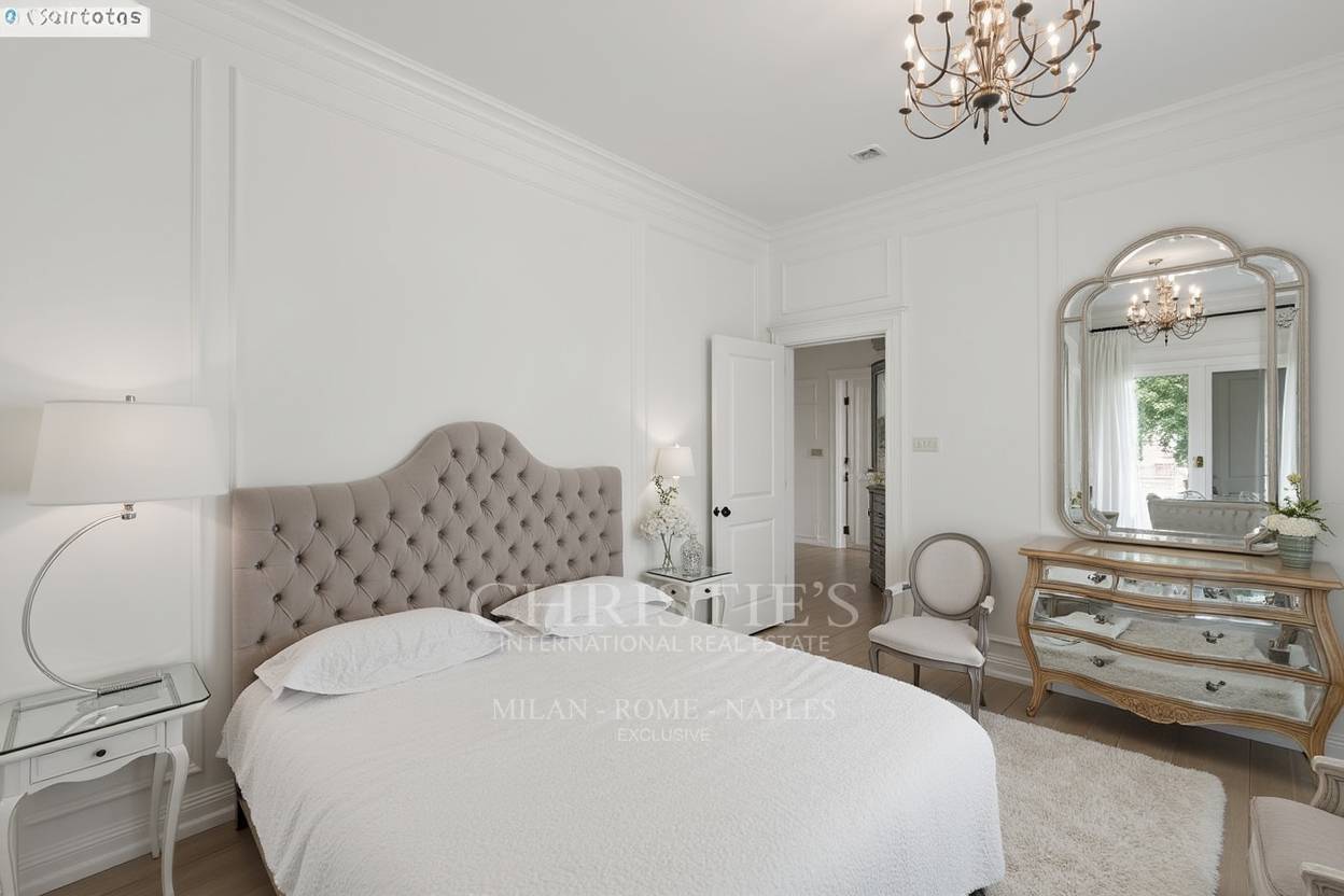 picture of Prestigious Apartment In Parioli