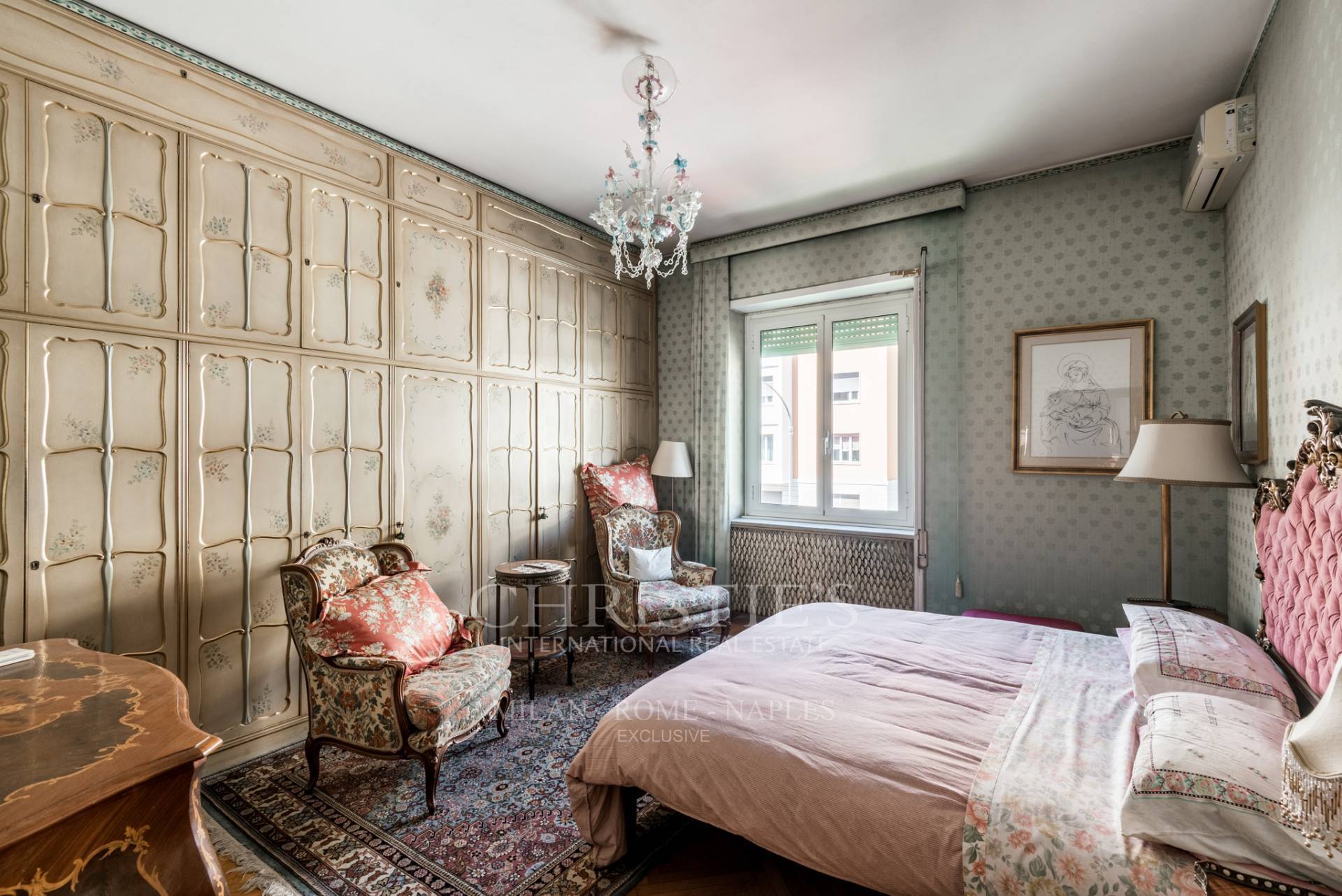 picture of Prestigious Apartment In Parioli