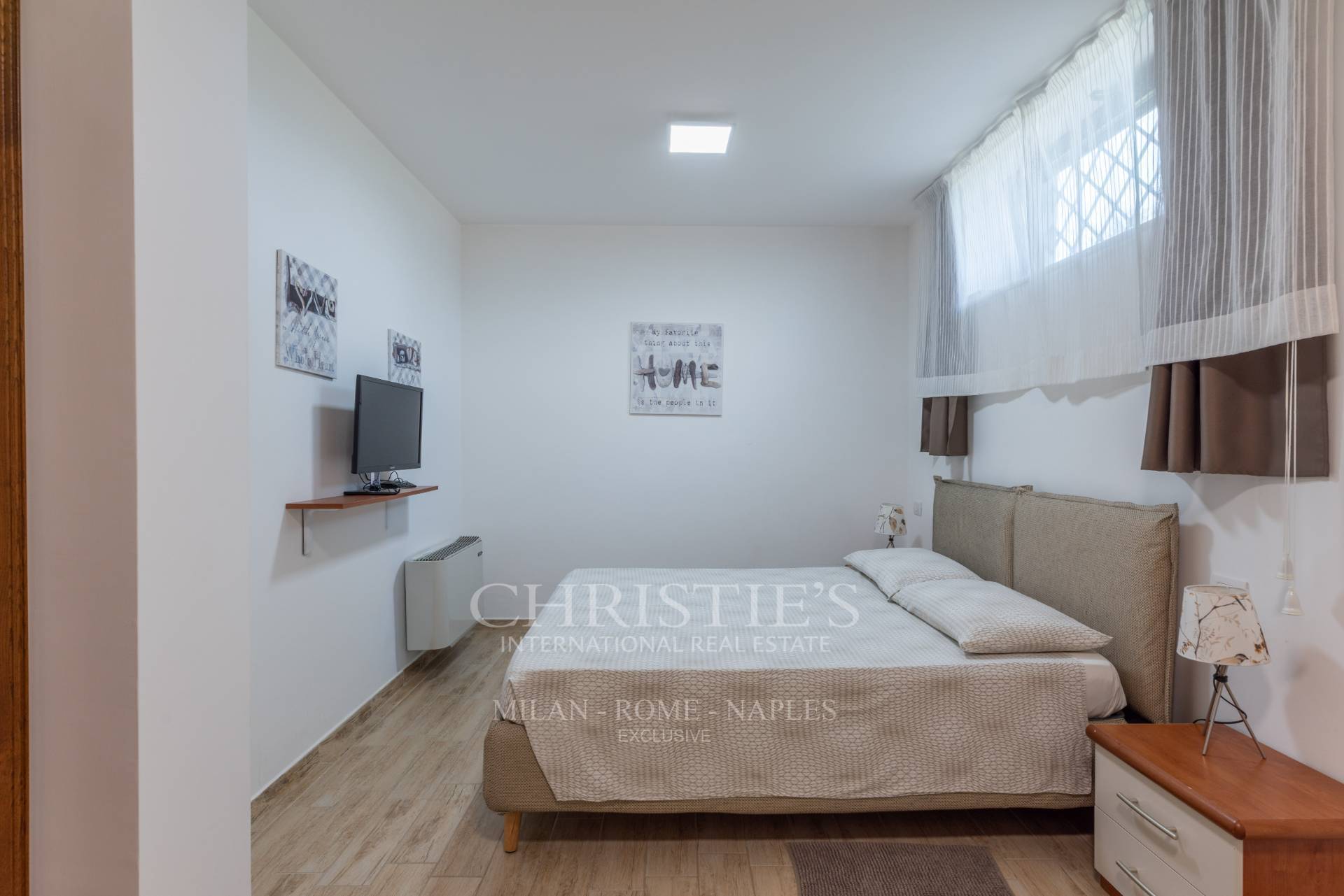 picture of Splendid Property In Campagnano Di Roma