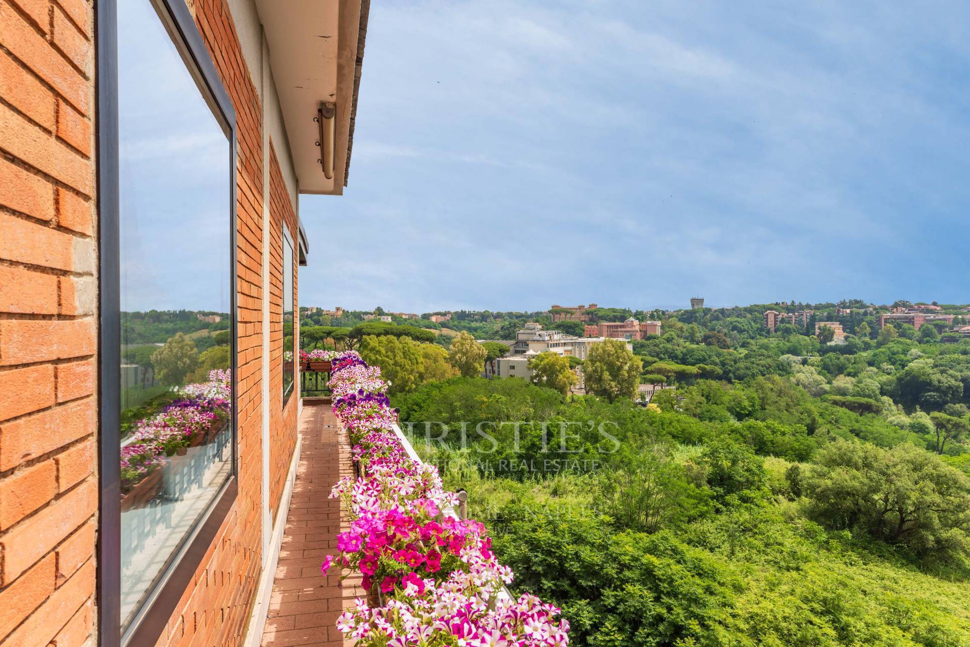 picture of Splendid Penthouse In Balduina Area