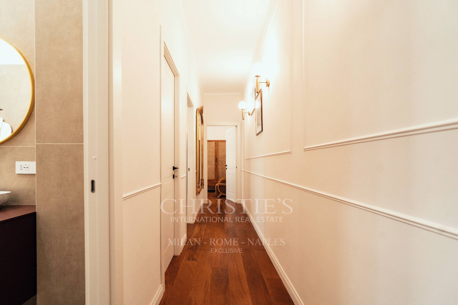 picture of Elegant Renovated Apartment Near The Vatican Museums.
