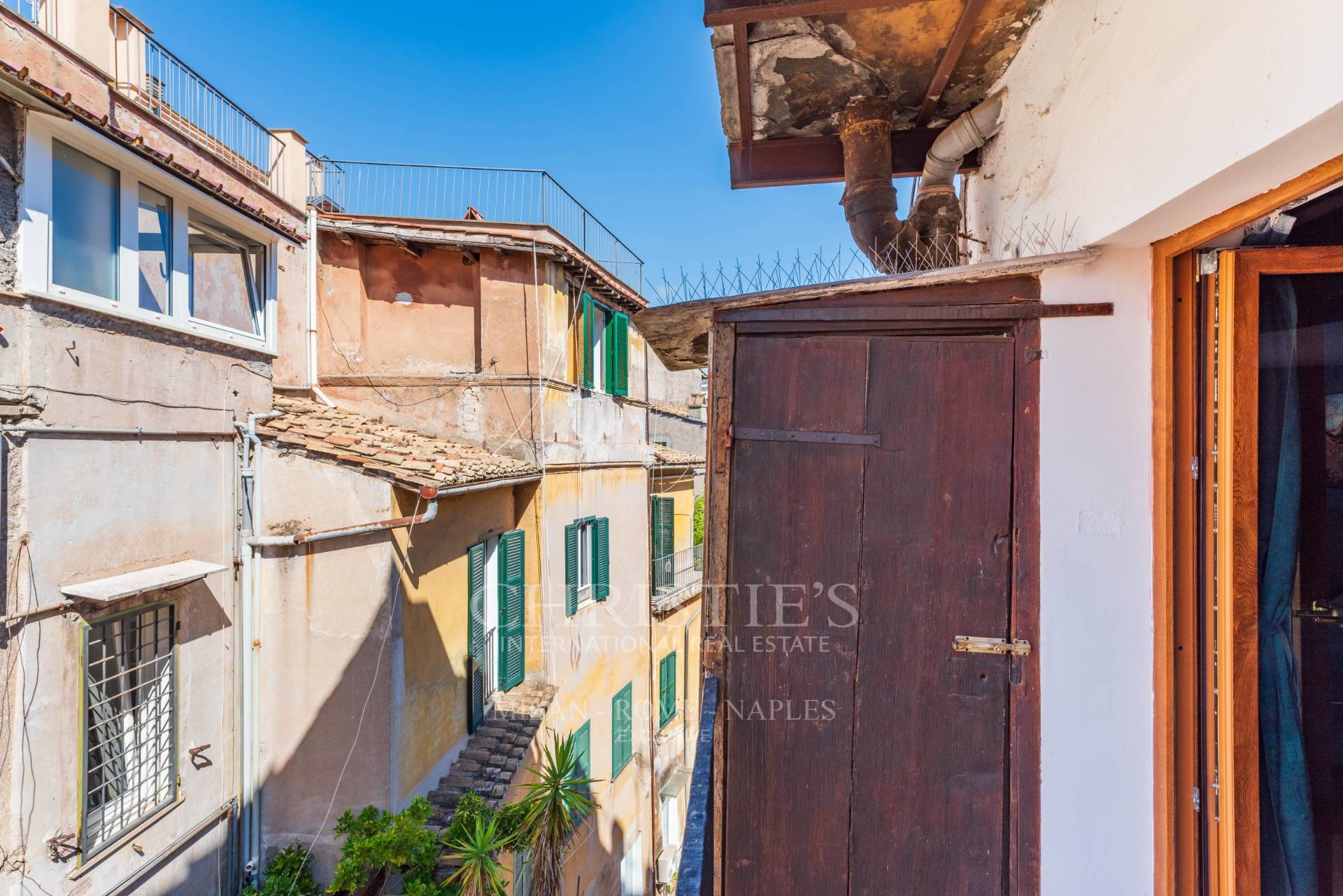 picture of Roman Elegance And Charm A Few Steps From The Pantheon