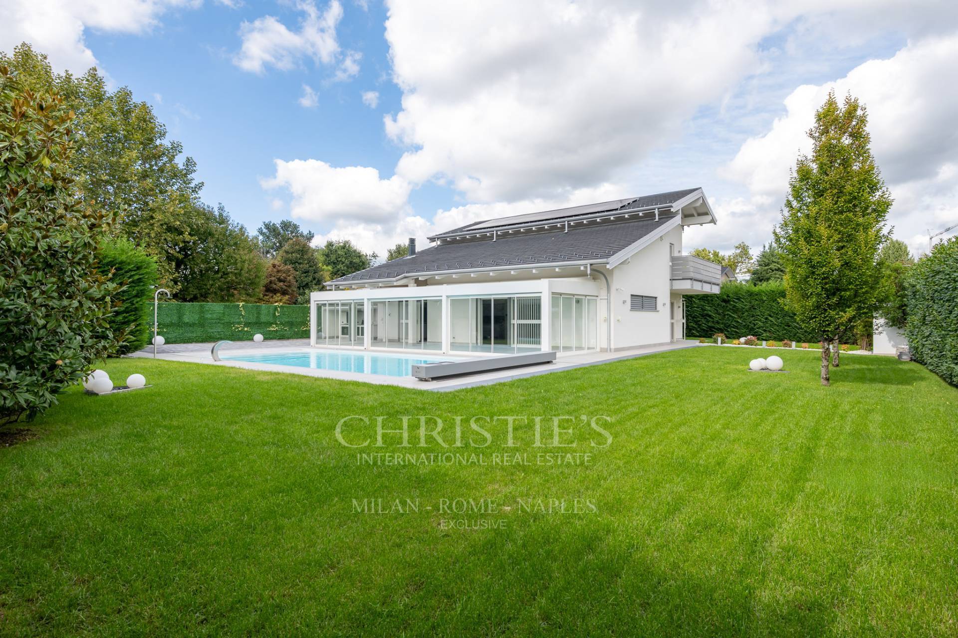 picture of Modern Villa With Pool And Annex In Cassano Magnago