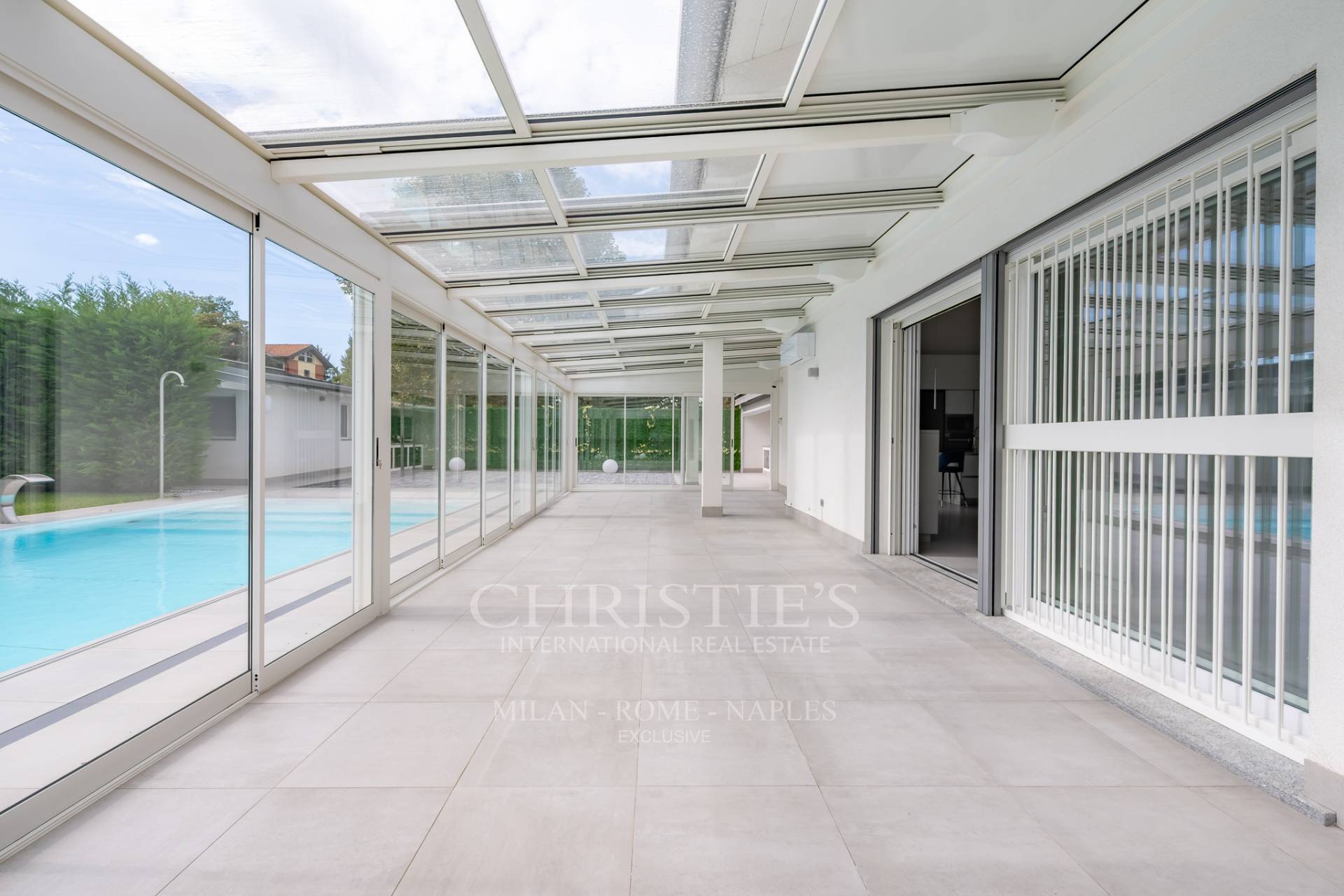 picture of Modern Villa With Pool And Annex In Cassano Magnago
