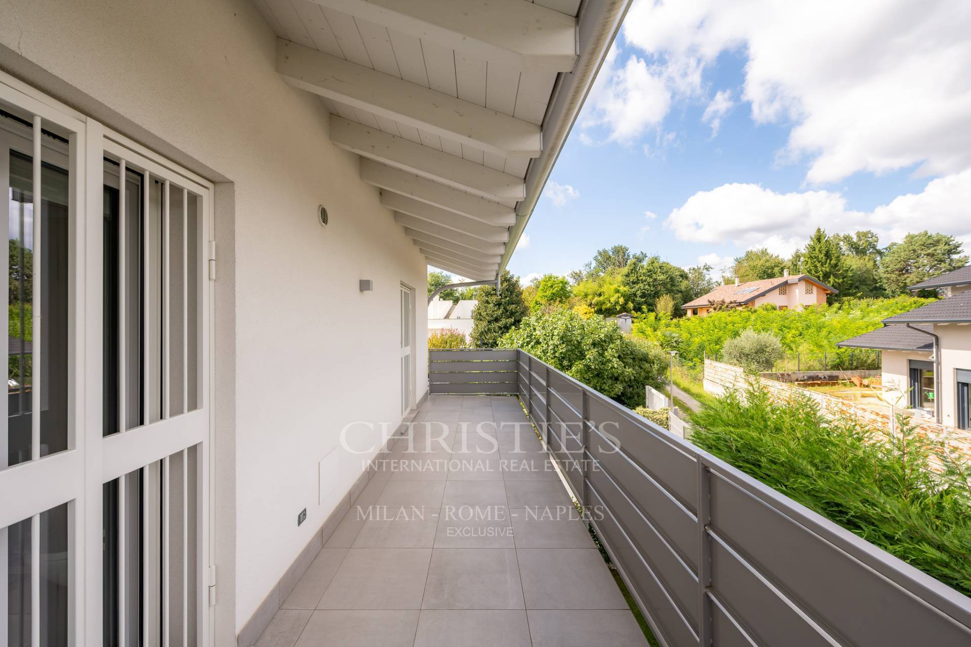 picture of Modern Villa With Pool And Annex In Cassano Magnago