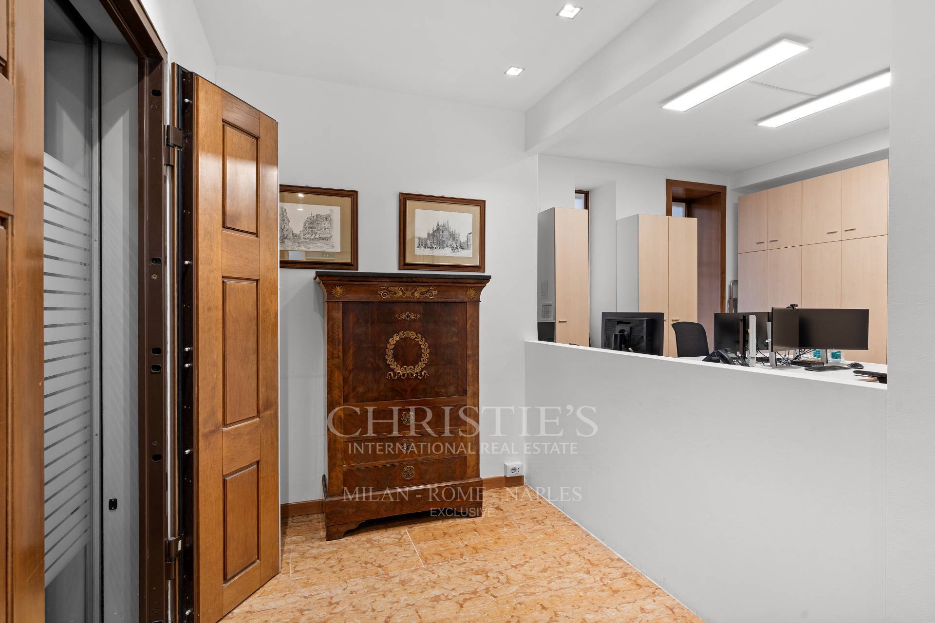 picture of Prestigious Office In Largo Richini - Central Milan