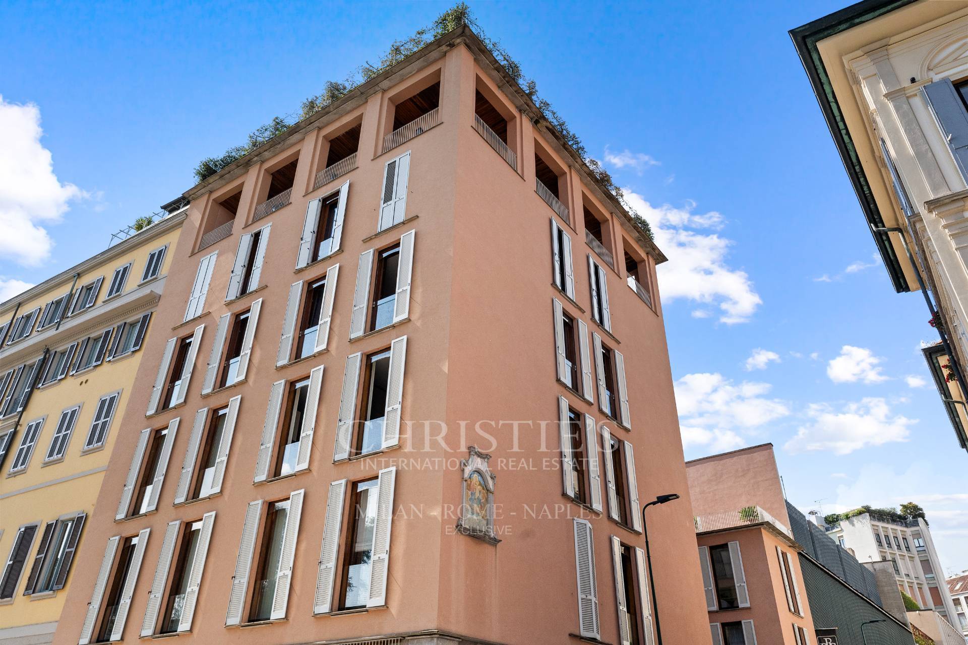 picture of Prestigious Office In Largo Richini - Central Milan