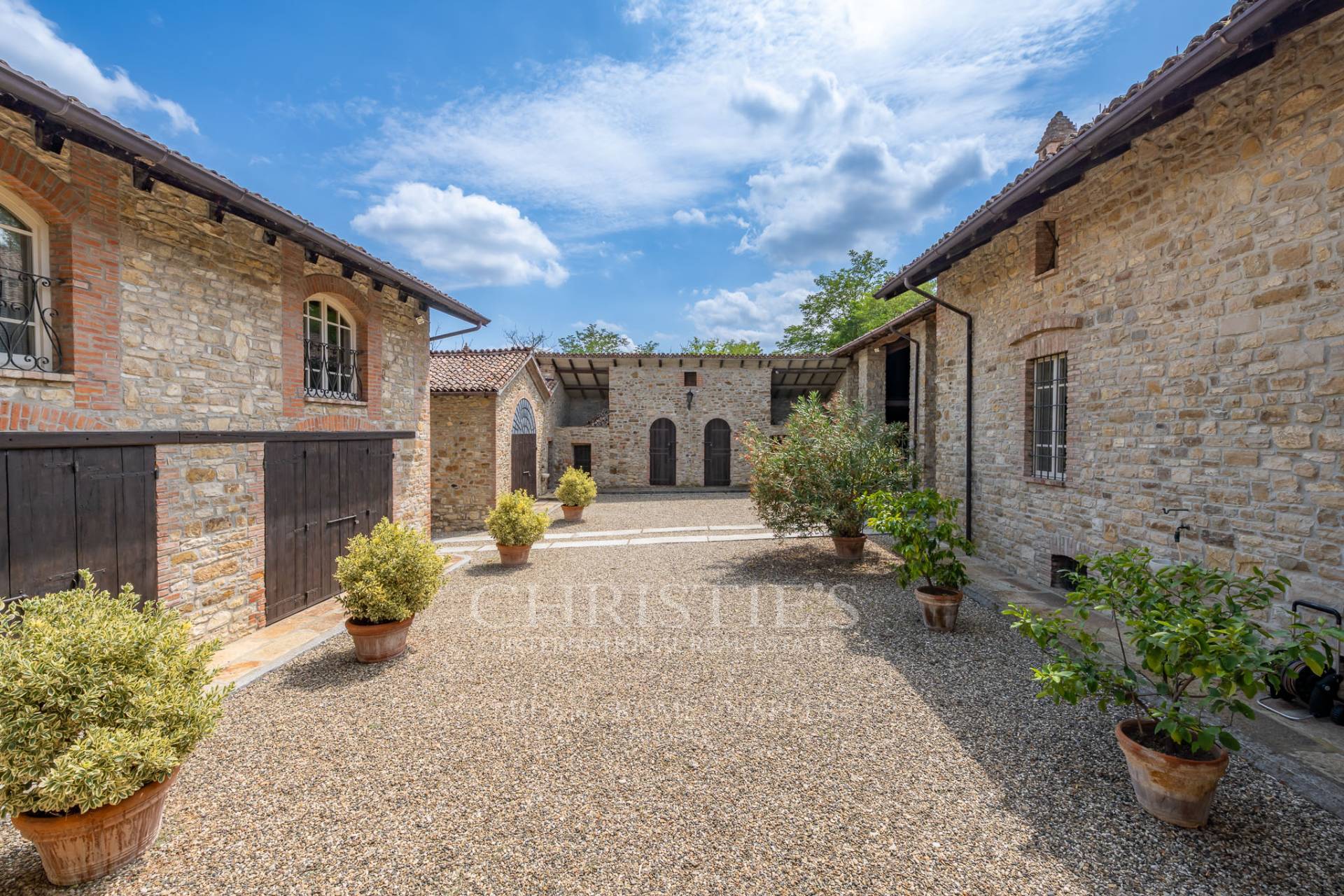picture of Elegant Country Living In Piacenza