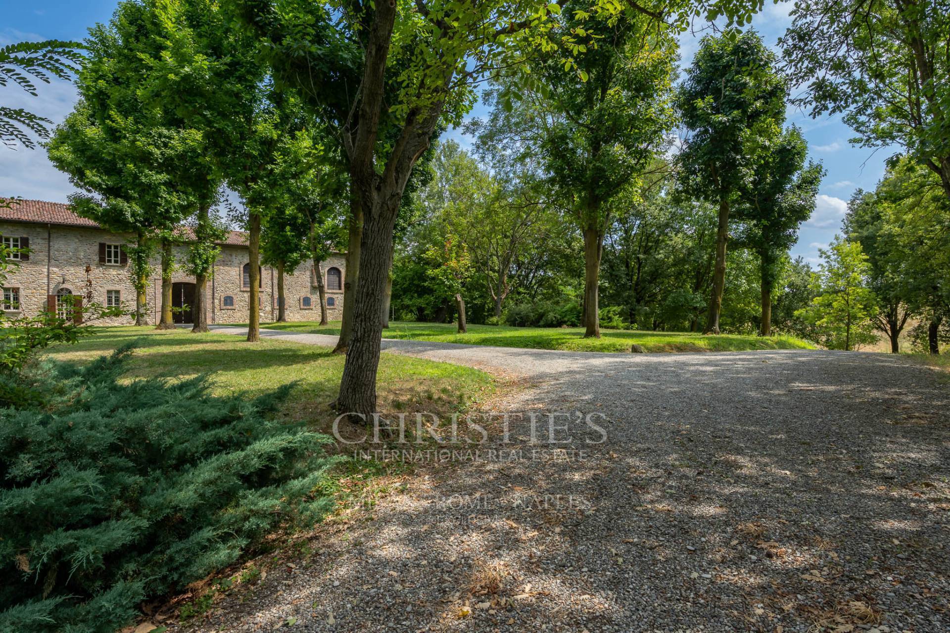 picture of Elegant Country Living In Piacenza