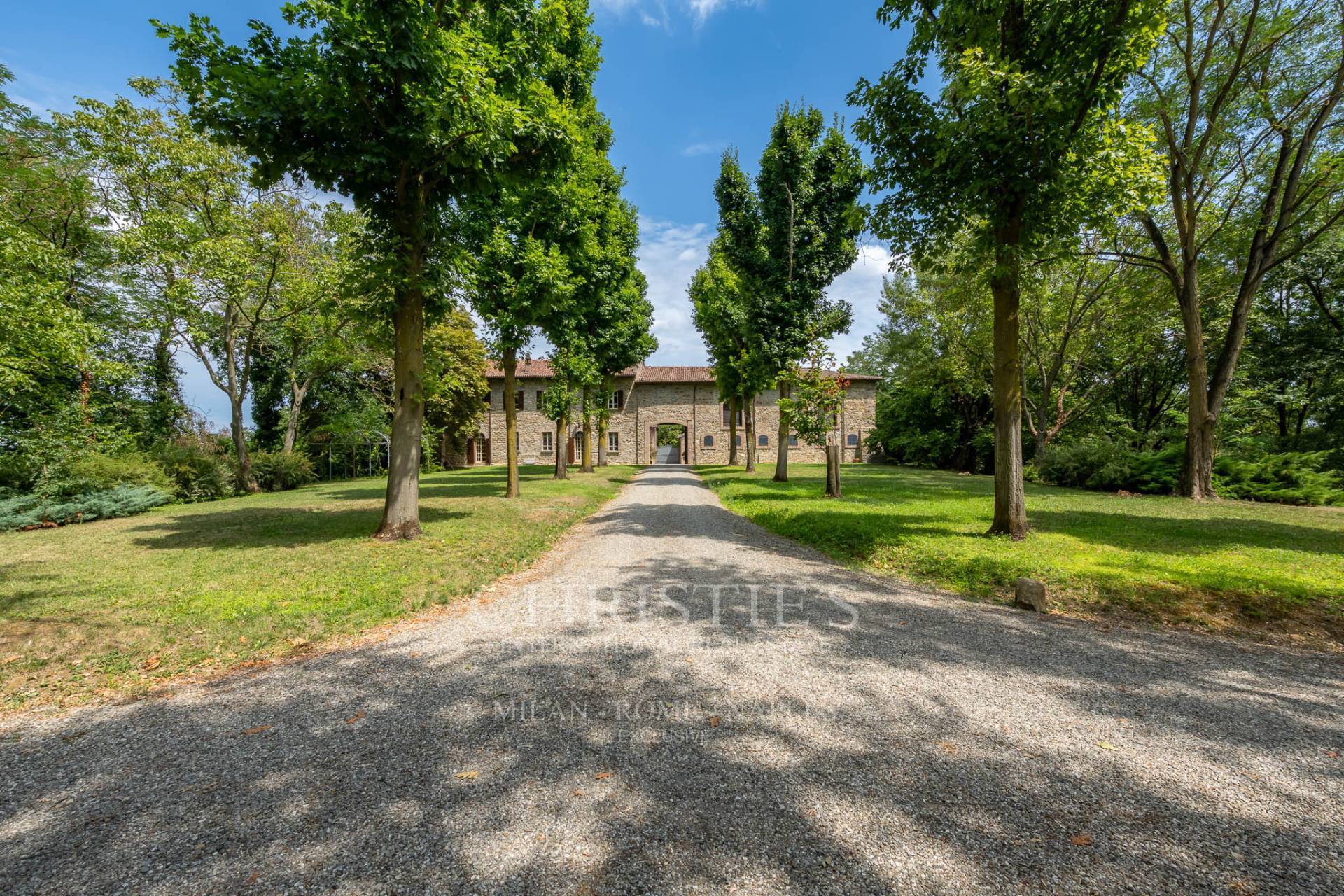 picture of Elegant Country Living In Piacenza