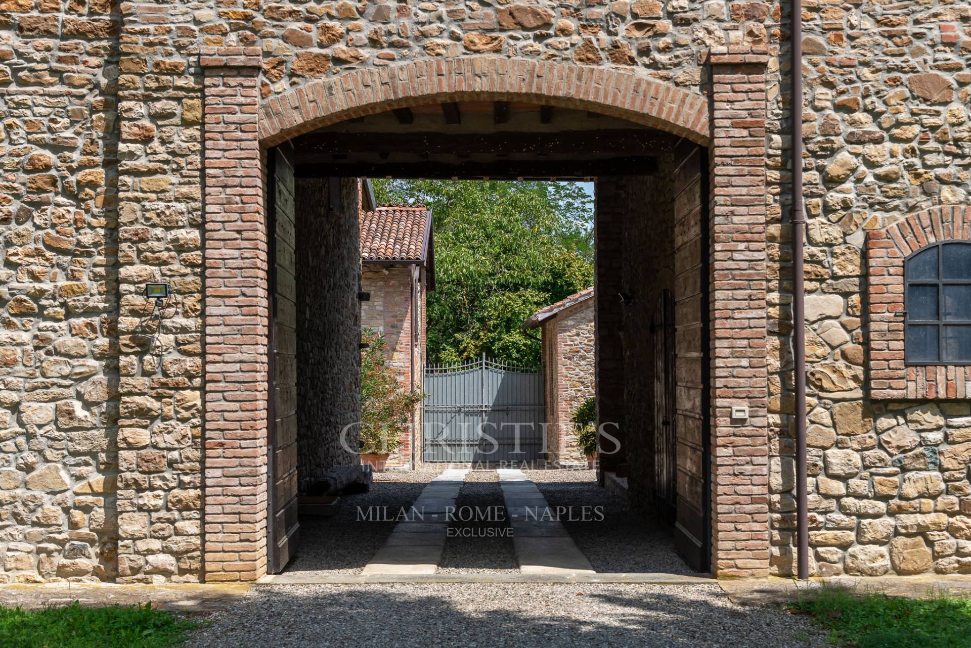 picture of Elegant Country Living In Piacenza