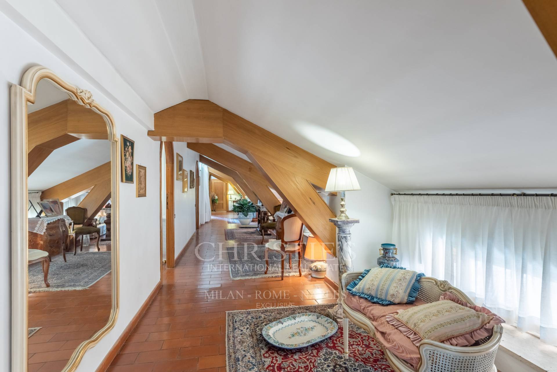 picture of Beautiful Penthouse For Sale