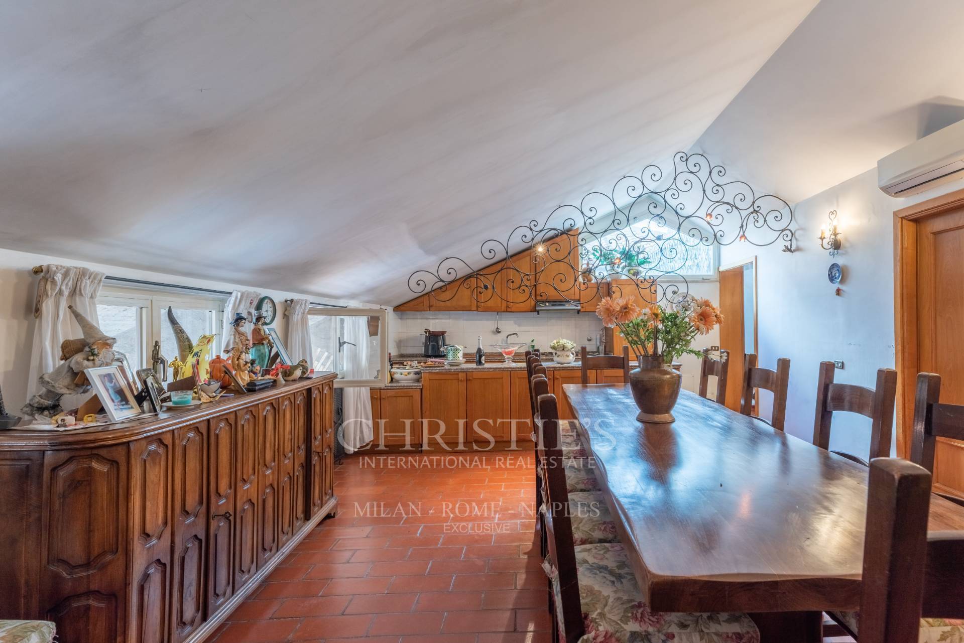 picture of Beautiful Penthouse For Sale