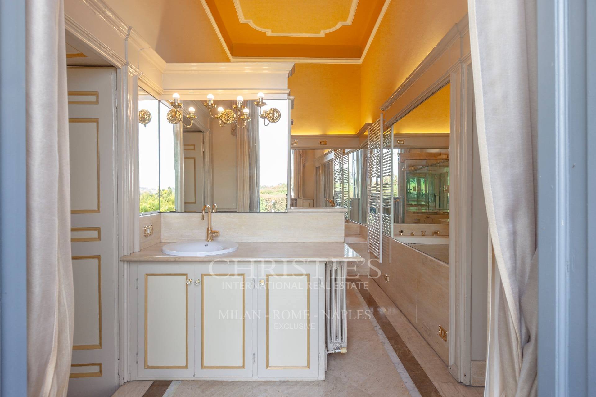 picture of Prestigious Countryside Apartment In Historic Villa - Costa Lambro, Carate Brianza
