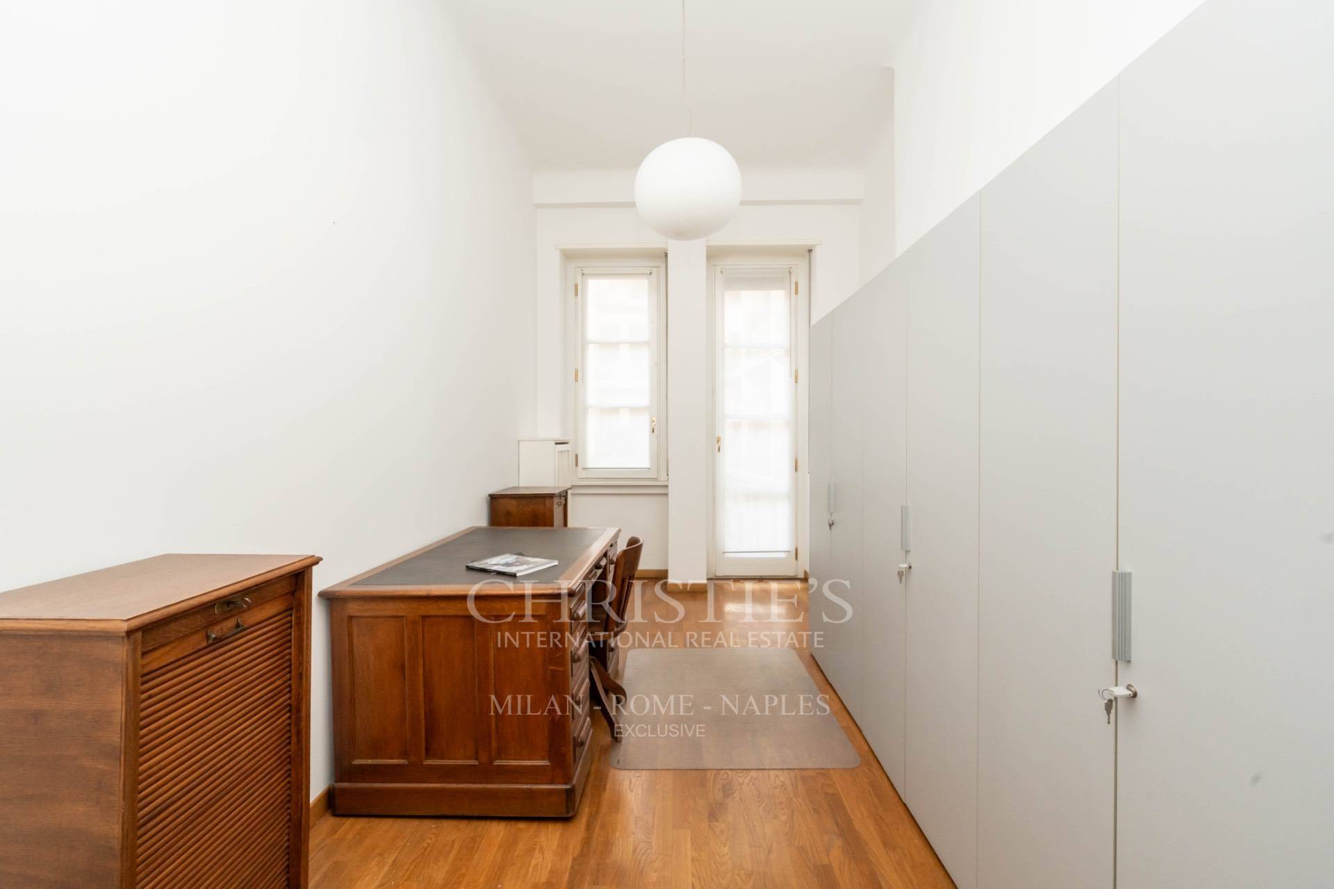 picture of Bright Office In Corso Di Porta Vittoria