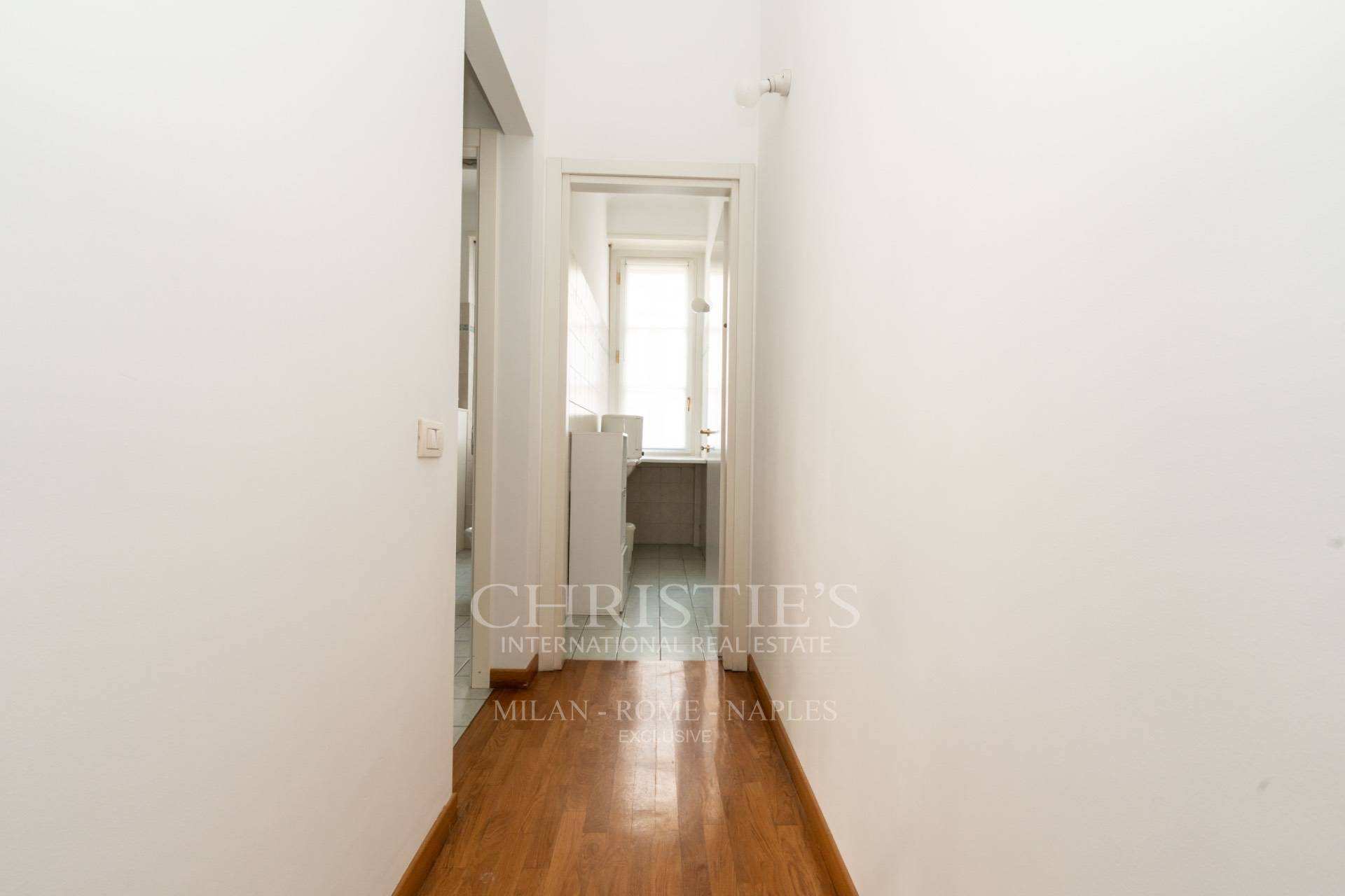 picture of Bright Office In Corso Di Porta Vittoria
