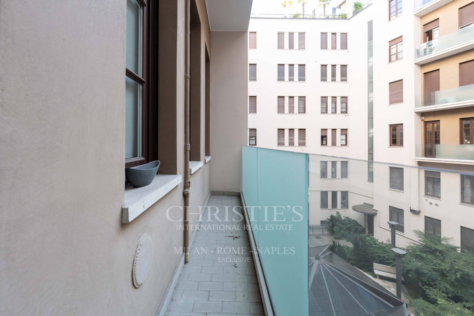 picture of Bright Office In Corso Di Porta Vittoria