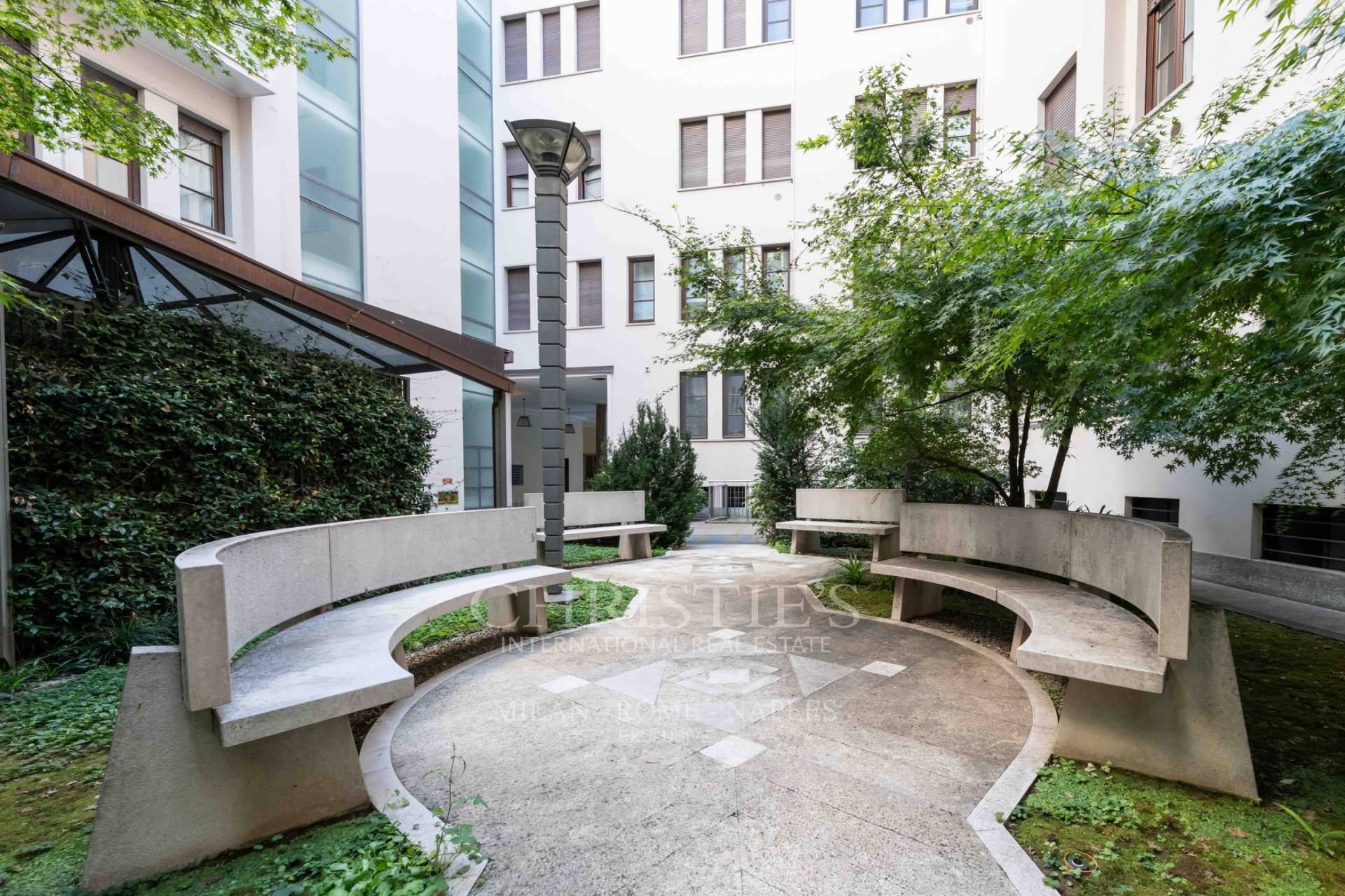 picture of Bright Office In Corso Di Porta Vittoria