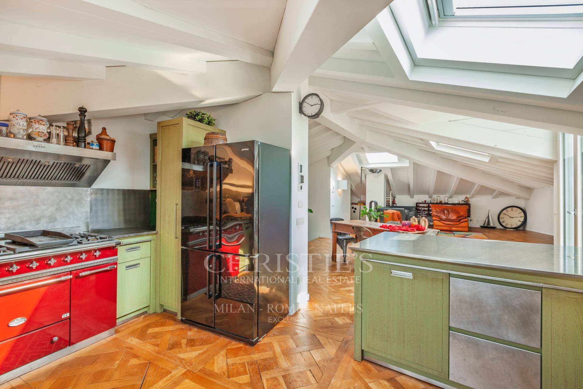picture of Sophisticated And Exclusive Penthouse On Como's Lakefront