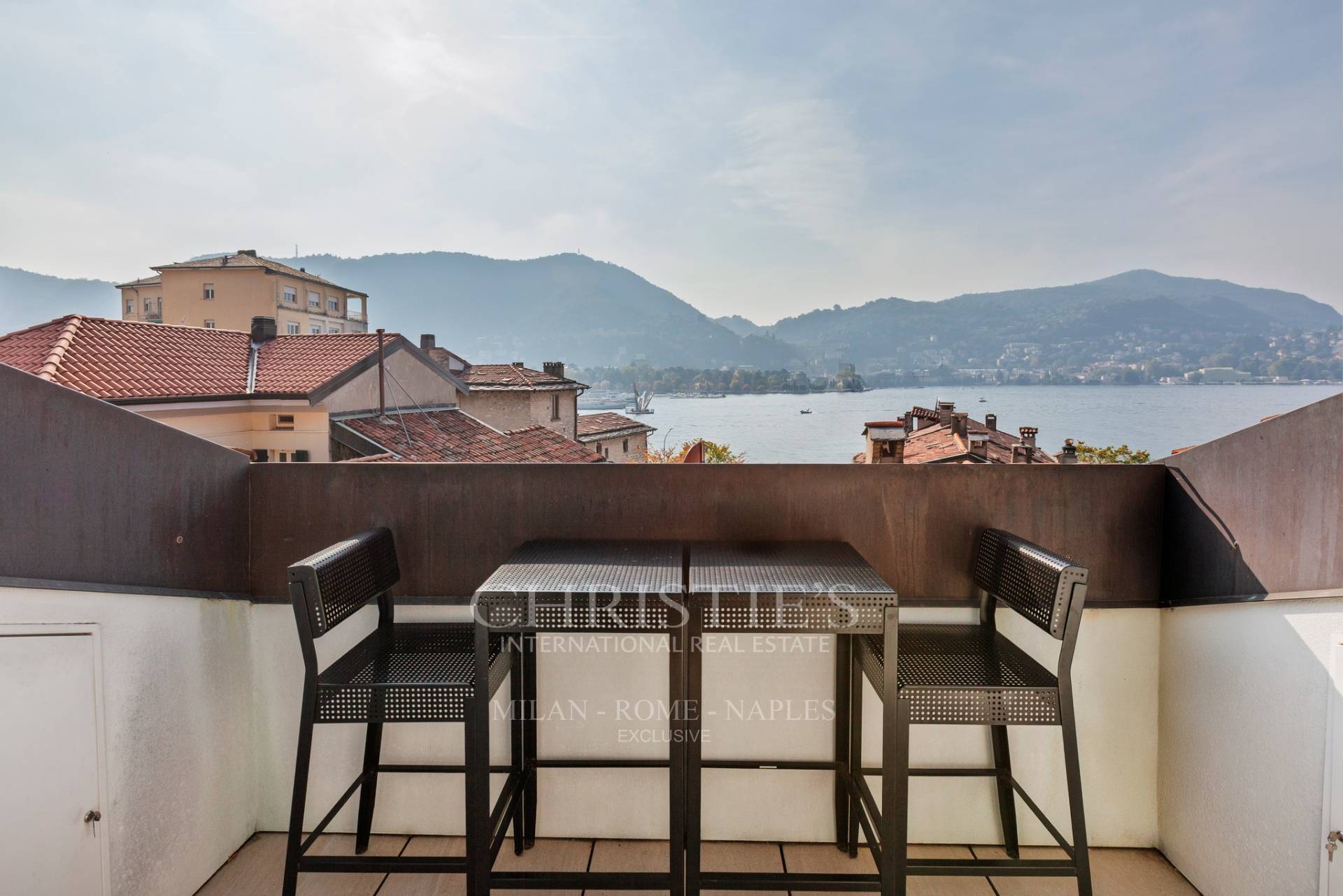 picture of Sophisticated And Exclusive Penthouse On Como's Lakefront