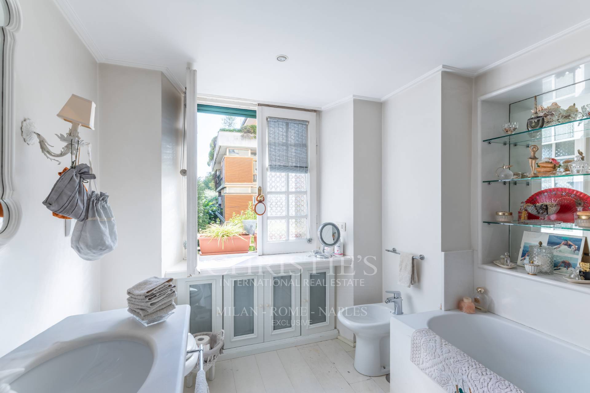 picture of Sale Bare Property – Prestigious Apartment In Elegant District With Doorman