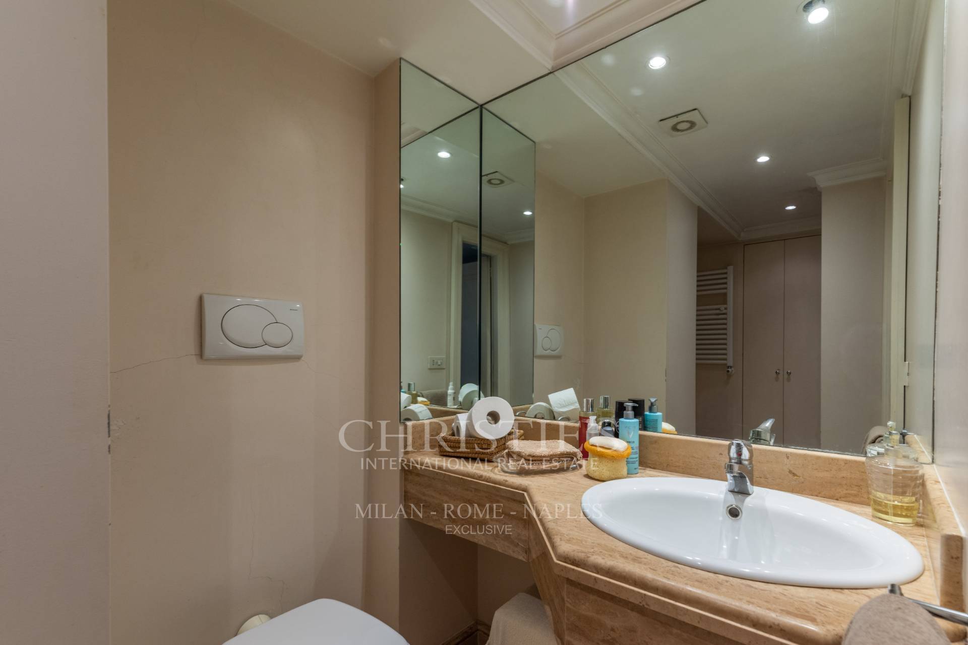 picture of Sale Bare Property – Prestigious Apartment In Elegant District With Doorman