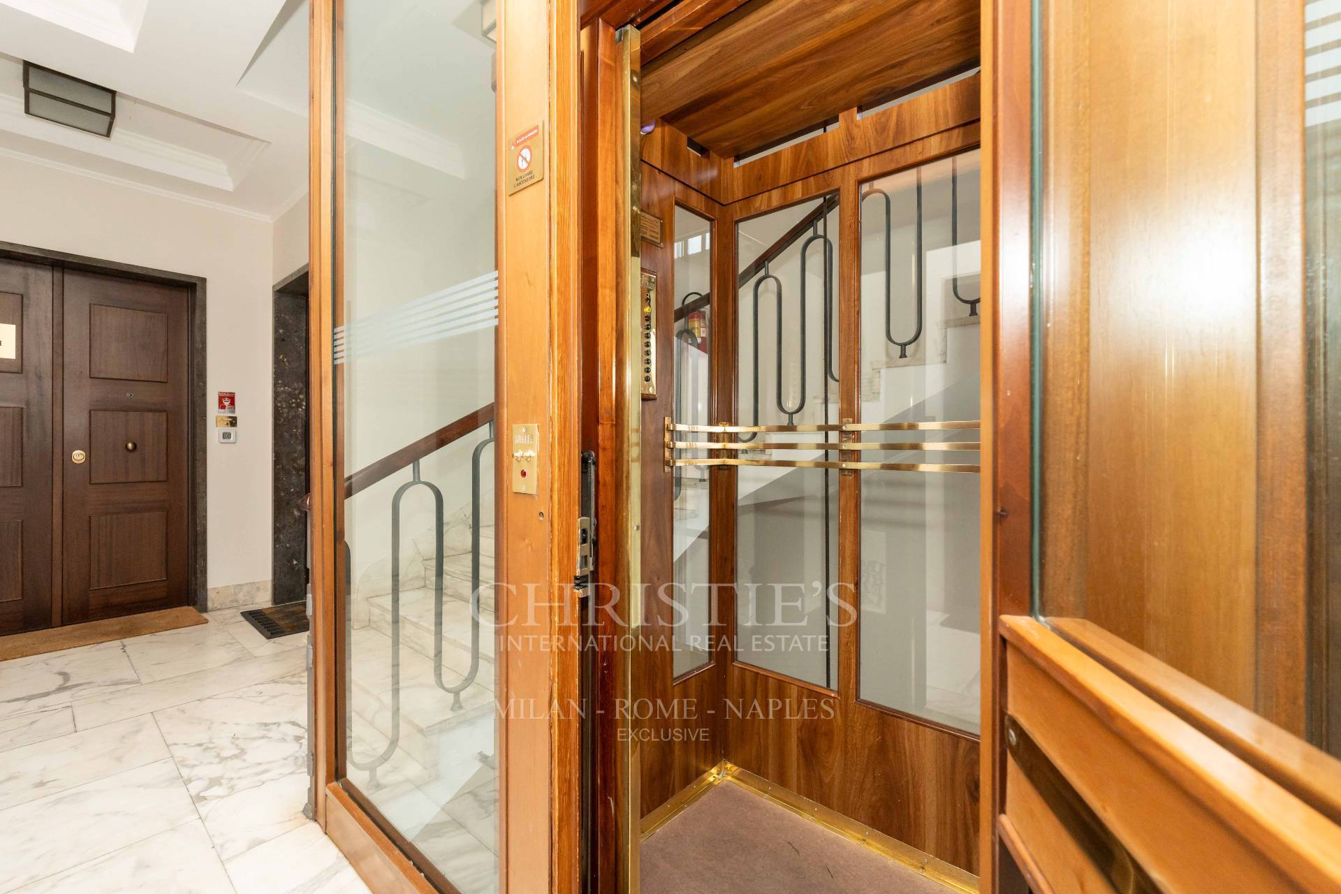 picture of Bright Office In Corso Di Porta Vittoria
