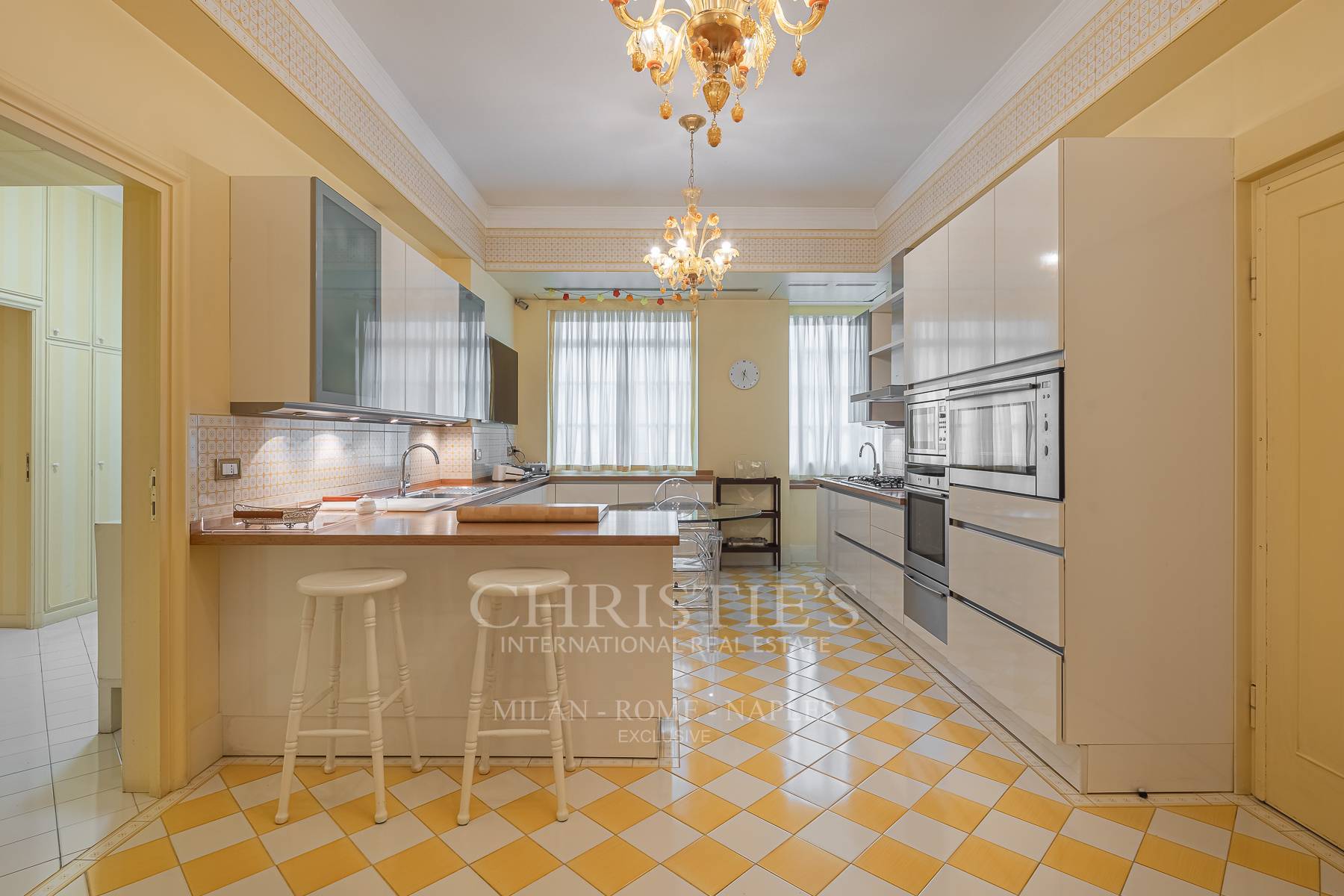 picture of Classic And Prestigious Apartment In The Fashion District