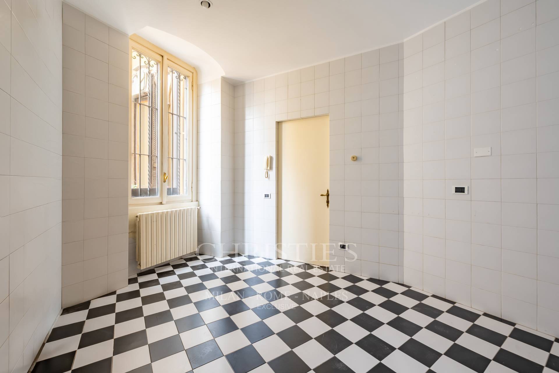 picture of Historical Elegance In Porta Venezia