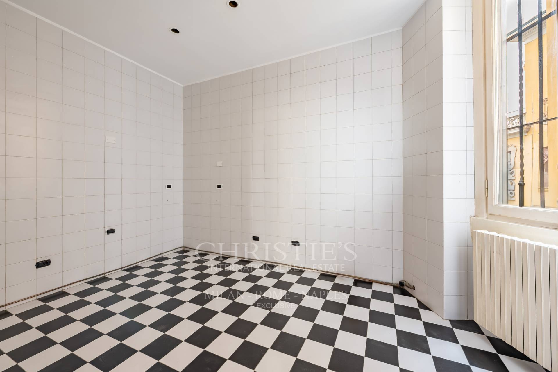 picture of Historical Elegance In Porta Venezia