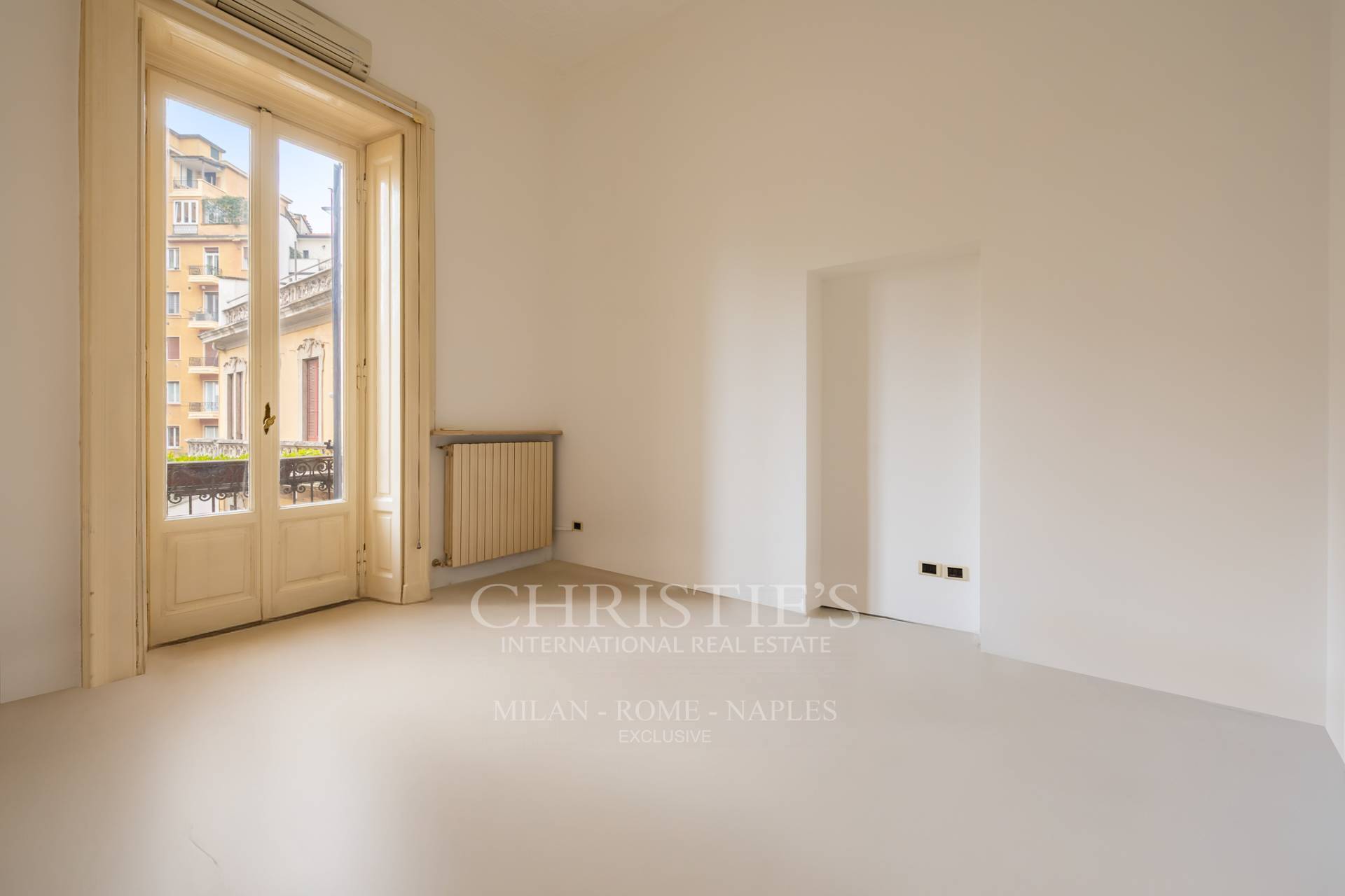 picture of Historical Elegance In Porta Venezia