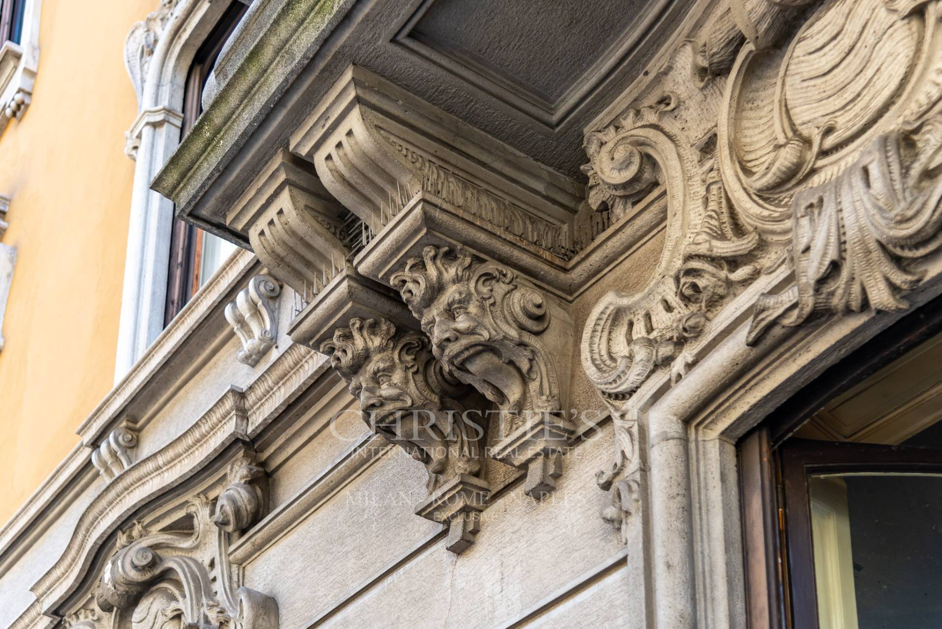 picture of Historical Elegance In Porta Venezia