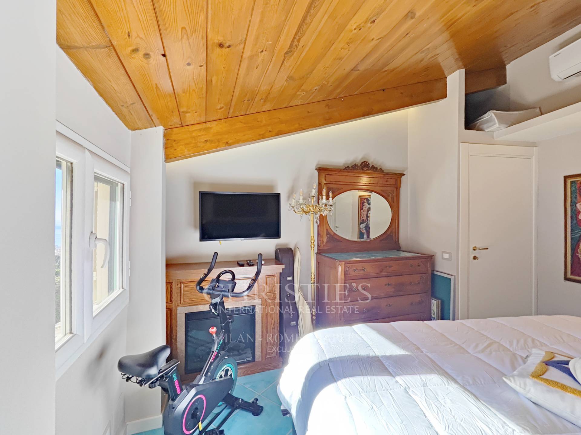 picture of Renovated Apartment With Terrace - Pozzuoli