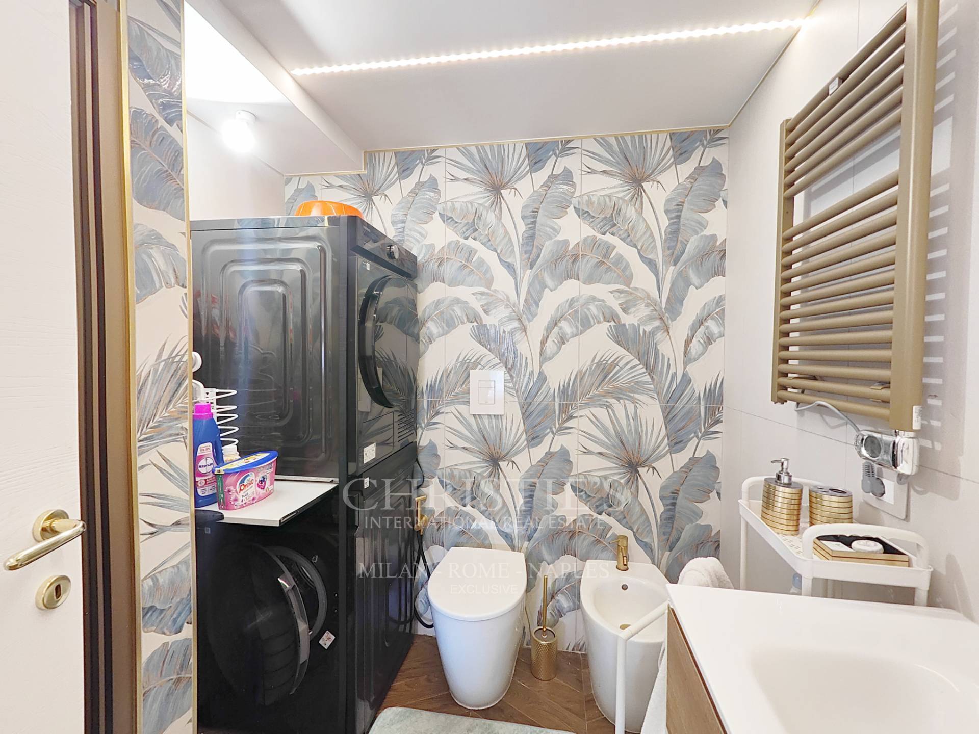 picture of Renovated Apartment With Terrace - Pozzuoli