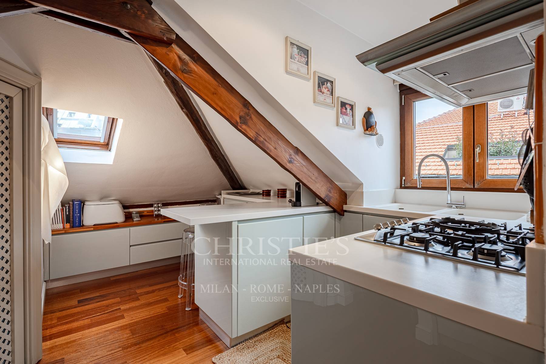 picture of Charming Penthouse In The Arco Della Pace Area