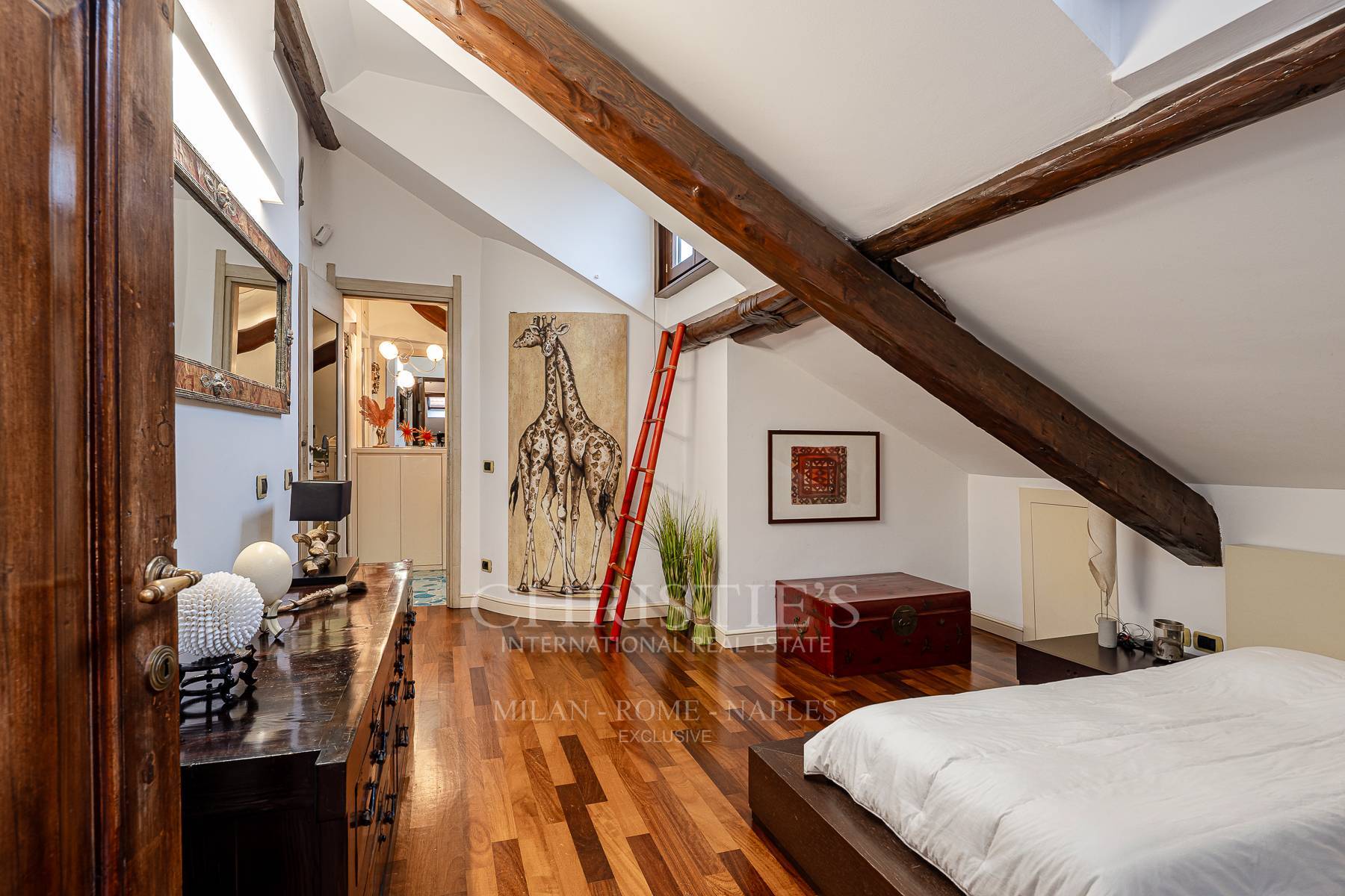 picture of Charming Penthouse In The Arco Della Pace Area