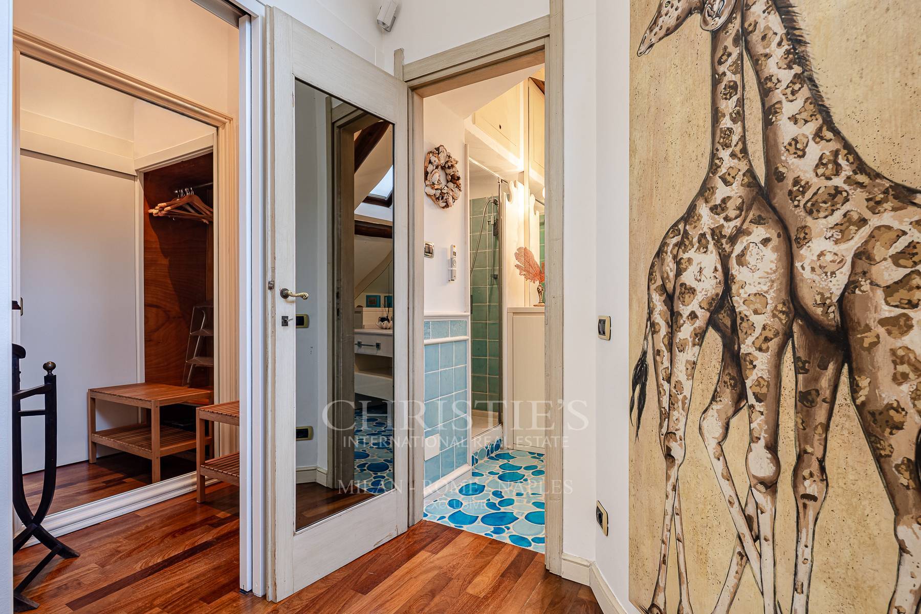 picture of Charming Penthouse In The Arco Della Pace Area