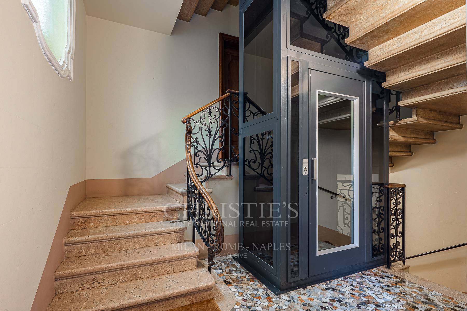 picture of Charming Penthouse In The Arco Della Pace Area