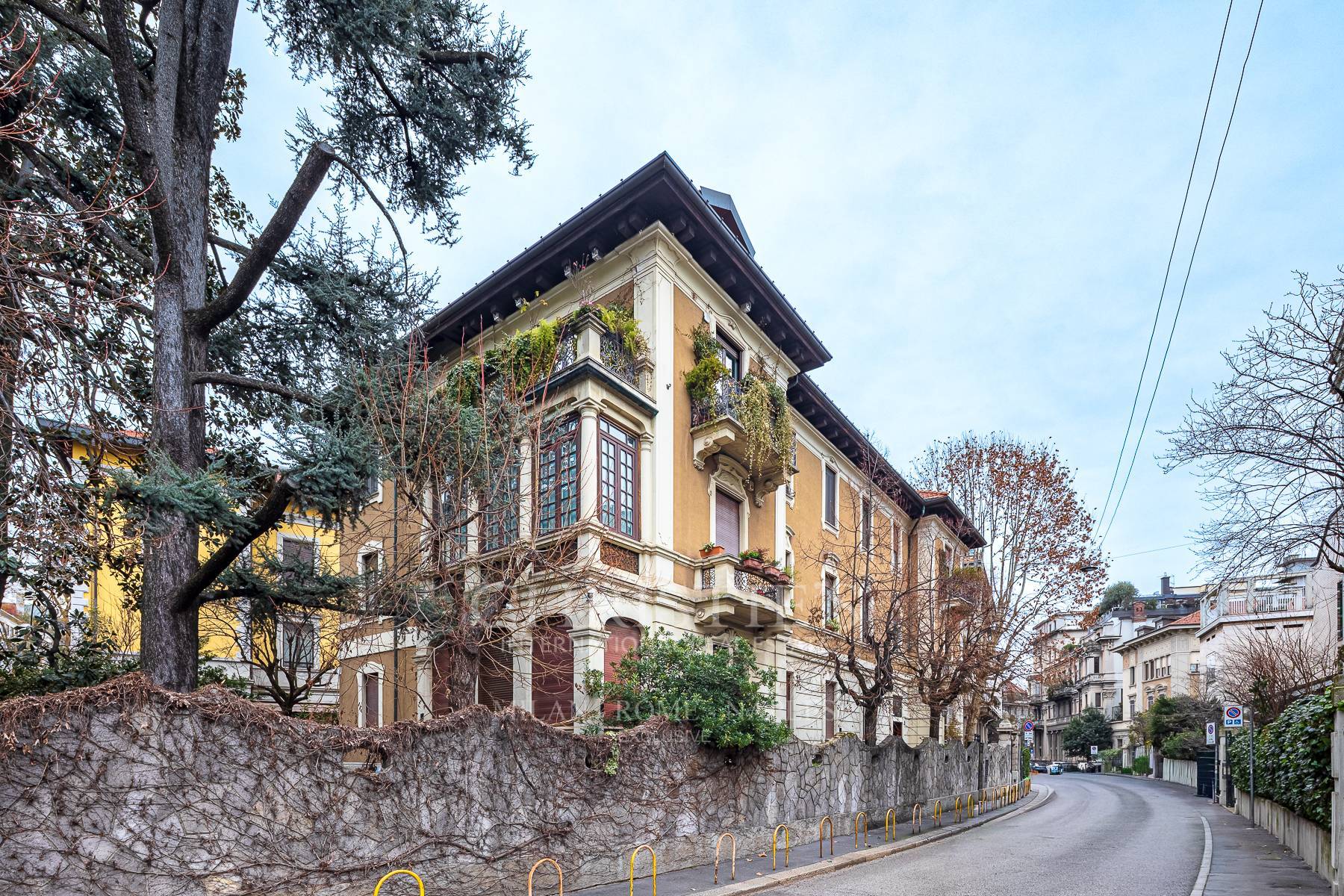 picture of Charming Penthouse In The Arco Della Pace Area