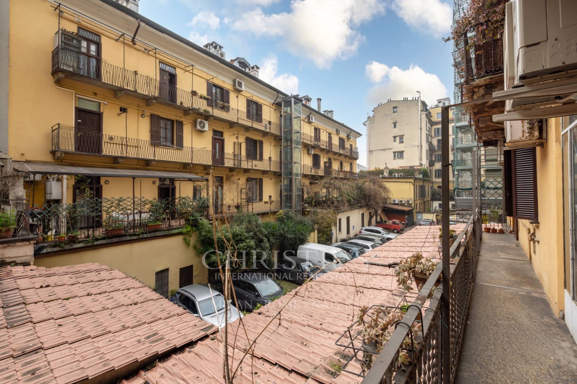 picture of Bright Two-bedroom Apartment In The Navigli Area