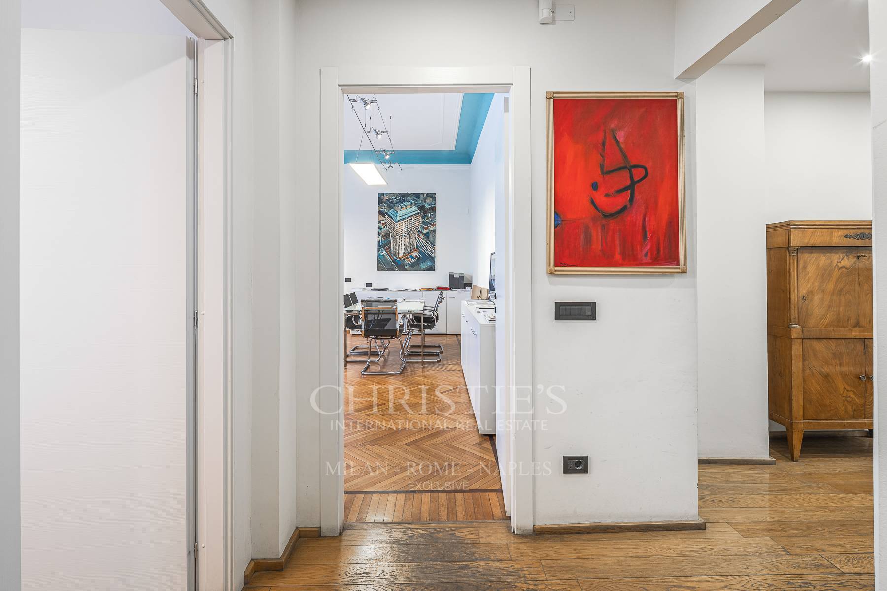 picture of Elegant Office In Via De Cristoforis