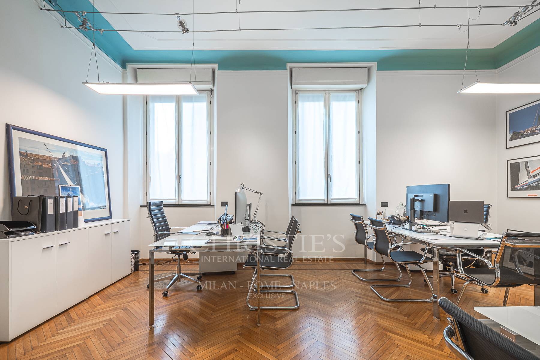 picture of Elegant Office In Via De Cristoforis