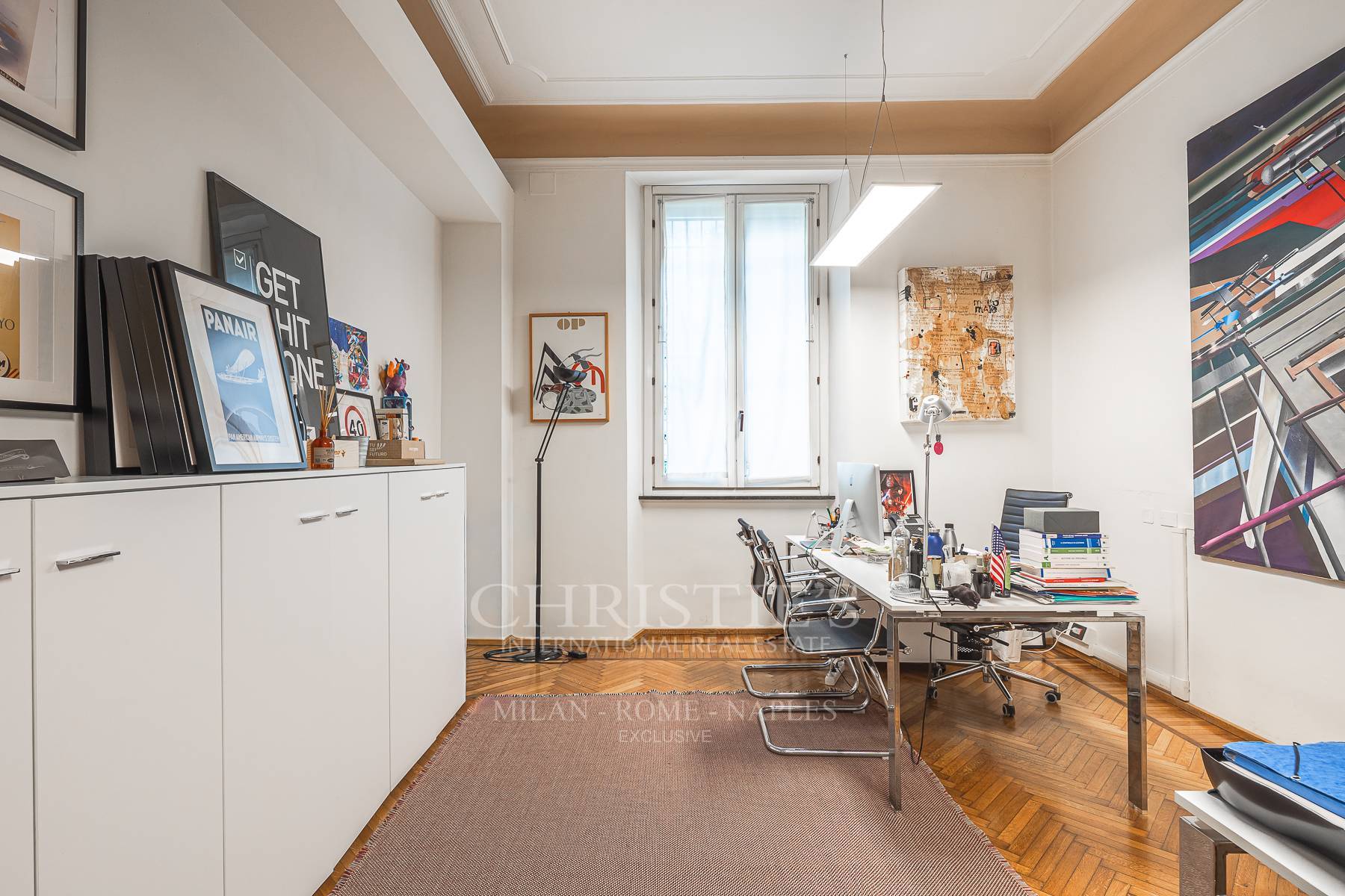 picture of Elegant Office In Via De Cristoforis